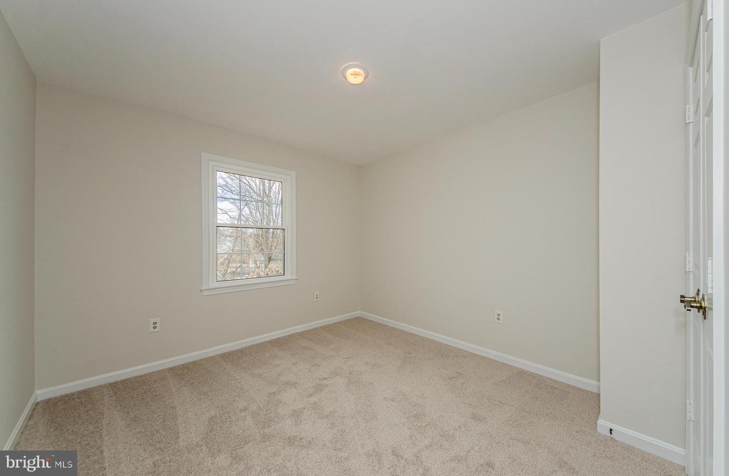 12540 SWEET LEAF TER, FAIRFAX, Virginia 22033, 3 Bedrooms Bedrooms, ,3 BathroomsBathrooms,Residential,For sale,12540 SWEET LEAF TER,VAFX2291326 MLS # VAFX2291326