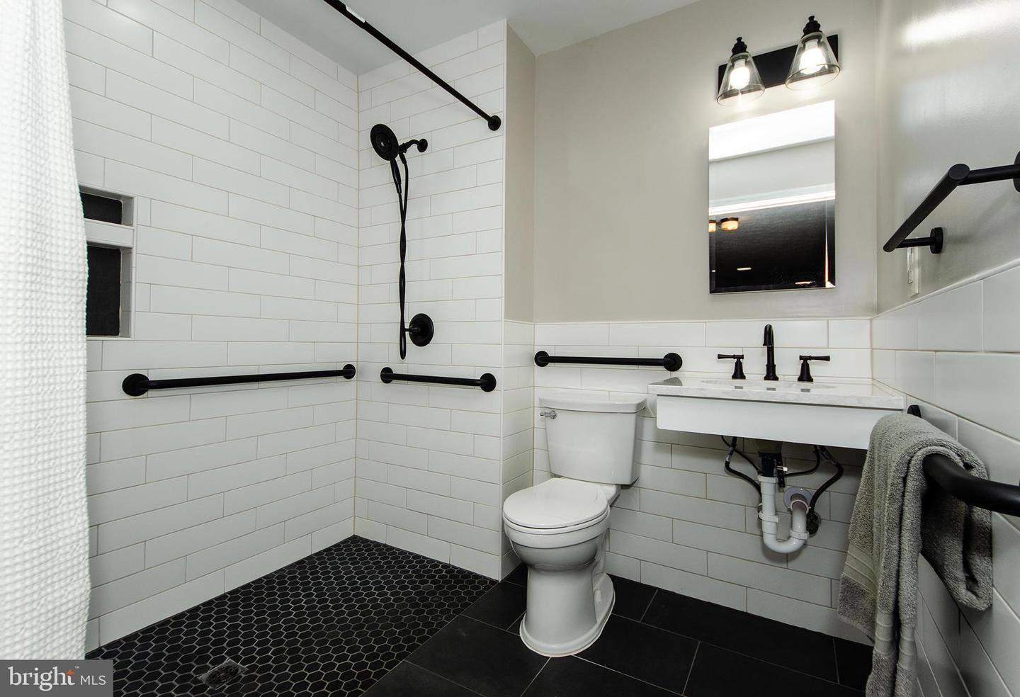 12540 SWEET LEAF TER, FAIRFAX, Virginia 22033, 3 Bedrooms Bedrooms, ,3 BathroomsBathrooms,Residential,For sale,12540 SWEET LEAF TER,VAFX2291326 MLS # VAFX2291326