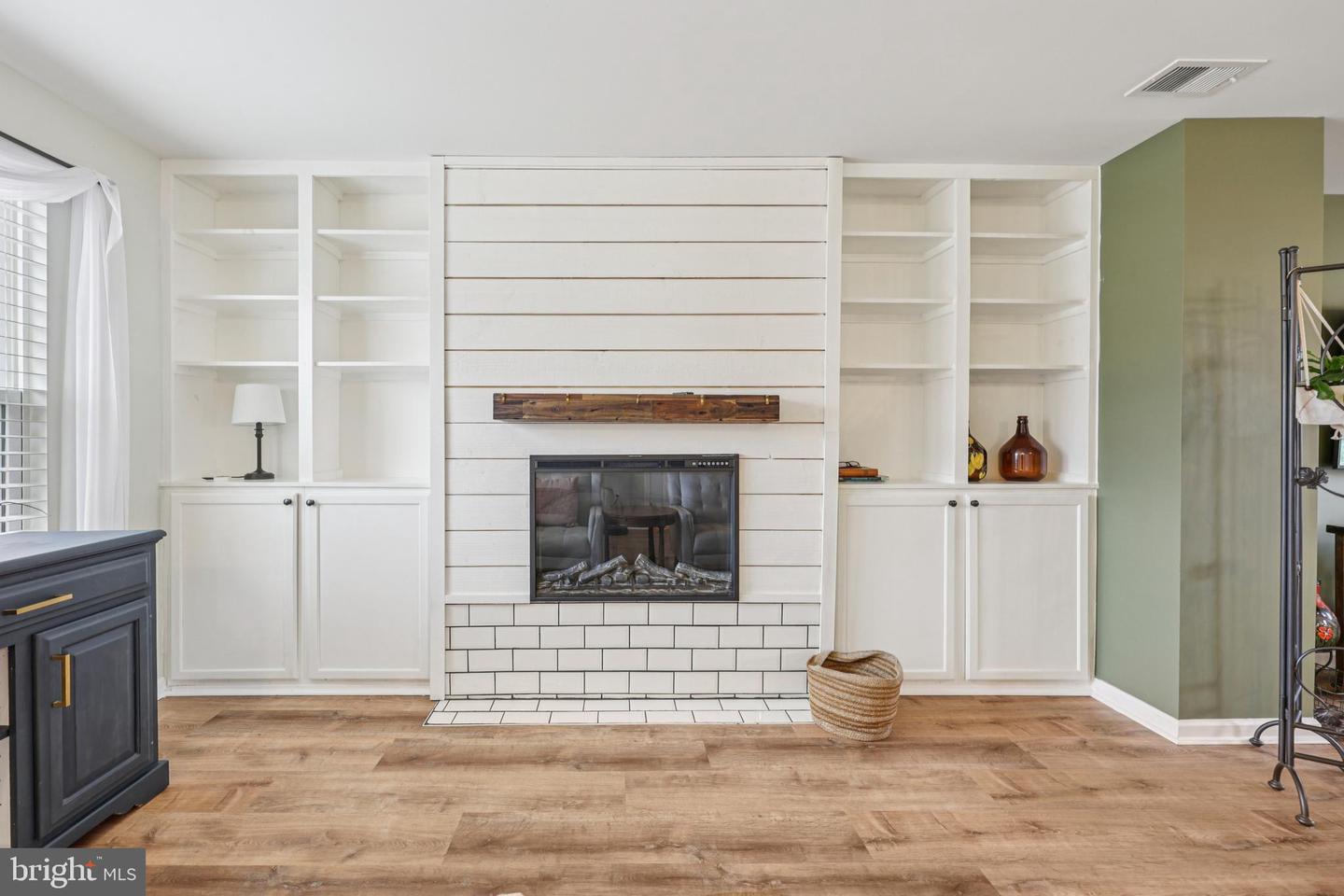 5019 GODWINS LANDING DR, REMINGTON, Virginia 22734, 5 Bedrooms Bedrooms, ,2 BathroomsBathrooms,Residential,For sale,5019 GODWINS LANDING DR,VAFQ2020590 MLS # VAFQ2020590