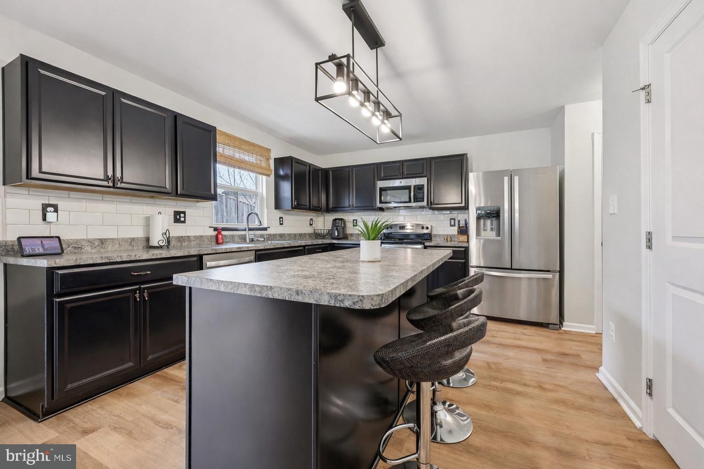 5019 GODWINS LANDING DR, REMINGTON, Virginia 22734, 5 Bedrooms Bedrooms, ,2 BathroomsBathrooms,Residential,For sale,5019 GODWINS LANDING DR,VAFQ2020590 MLS # VAFQ2020590