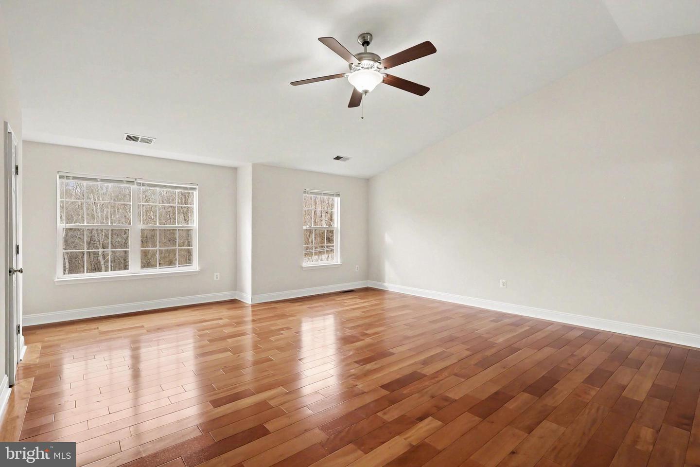 45 TWIN HILL LN, STAFFORD, Virginia 22554, 4 Bedrooms Bedrooms, 16 Rooms Rooms,2 BathroomsBathrooms,Residential,For sale,45 TWIN HILL LN,VAST2046220 MLS # VAST2046220