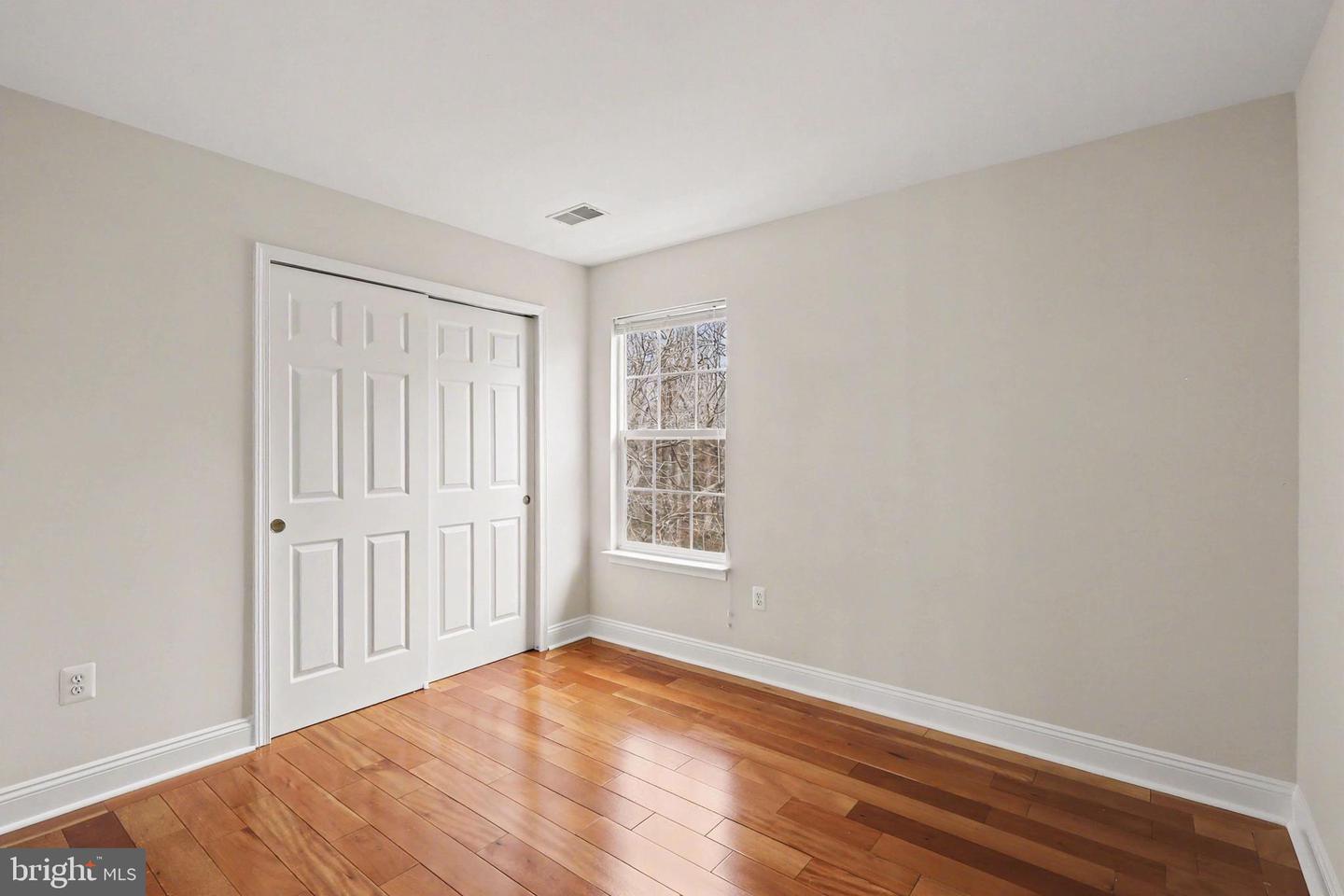 45 TWIN HILL LN, STAFFORD, Virginia 22554, 4 Bedrooms Bedrooms, 16 Rooms Rooms,2 BathroomsBathrooms,Residential,For sale,45 TWIN HILL LN,VAST2046220 MLS # VAST2046220