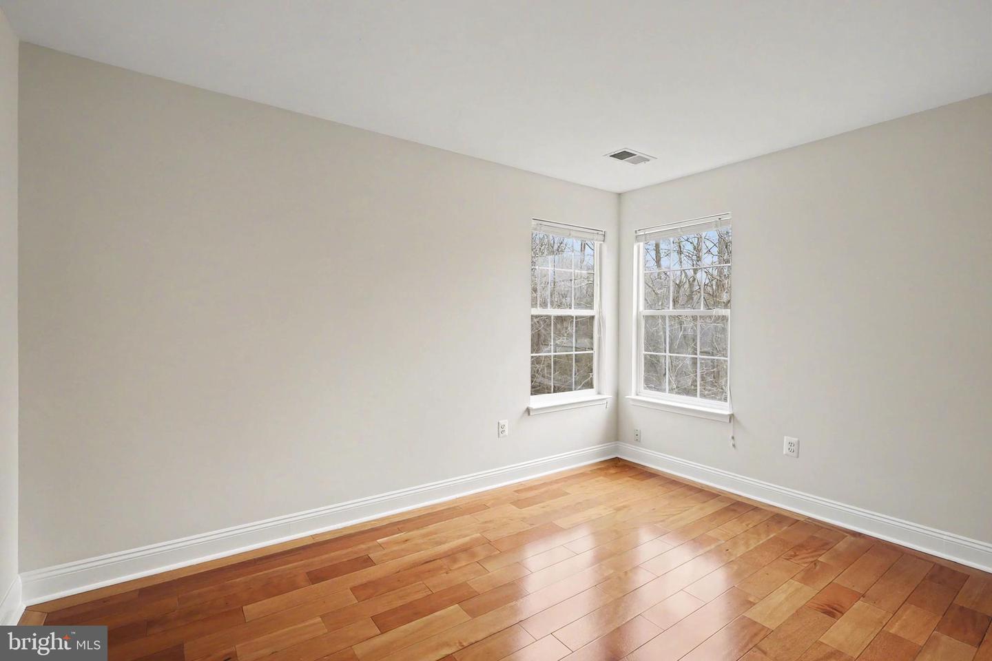 45 TWIN HILL LN, STAFFORD, Virginia 22554, 4 Bedrooms Bedrooms, 16 Rooms Rooms,2 BathroomsBathrooms,Residential,For sale,45 TWIN HILL LN,VAST2046220 MLS # VAST2046220