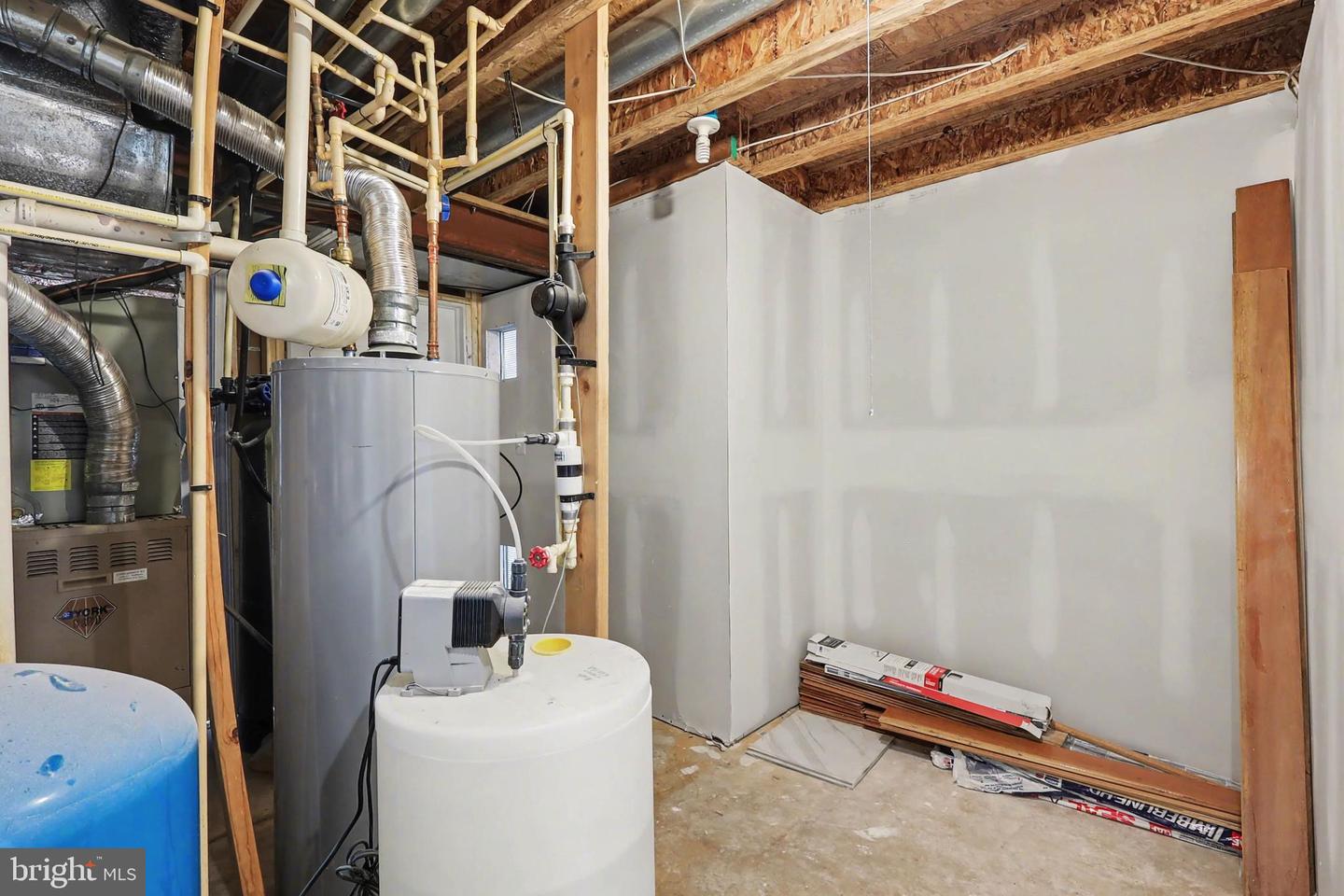 45 TWIN HILL LN, STAFFORD, Virginia 22554, 4 Bedrooms Bedrooms, 16 Rooms Rooms,2 BathroomsBathrooms,Residential,For sale,45 TWIN HILL LN,VAST2046220 MLS # VAST2046220