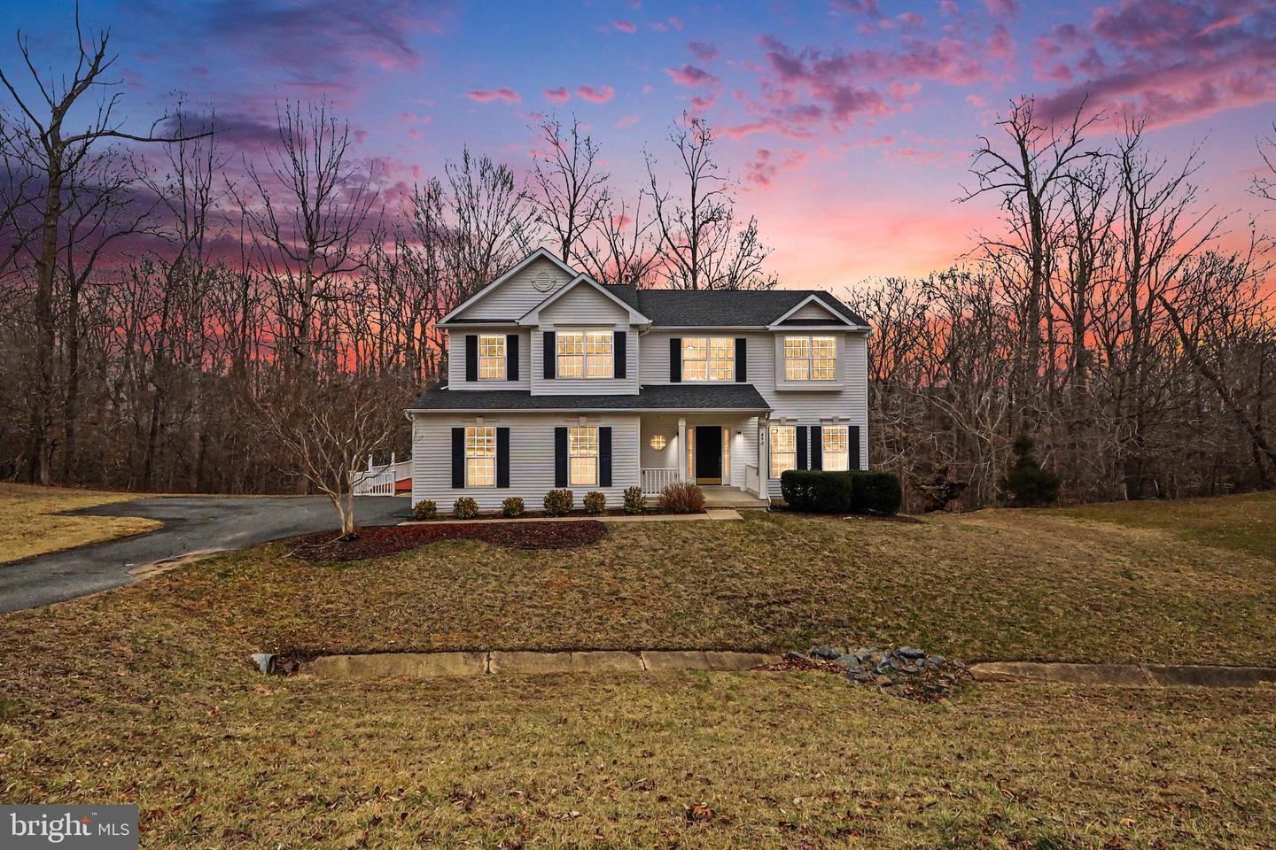 45 TWIN HILL LN, STAFFORD, Virginia 22554, 4 Bedrooms Bedrooms, 16 Rooms Rooms,2 BathroomsBathrooms,Residential,For sale,45 TWIN HILL LN,VAST2046220 MLS # VAST2046220