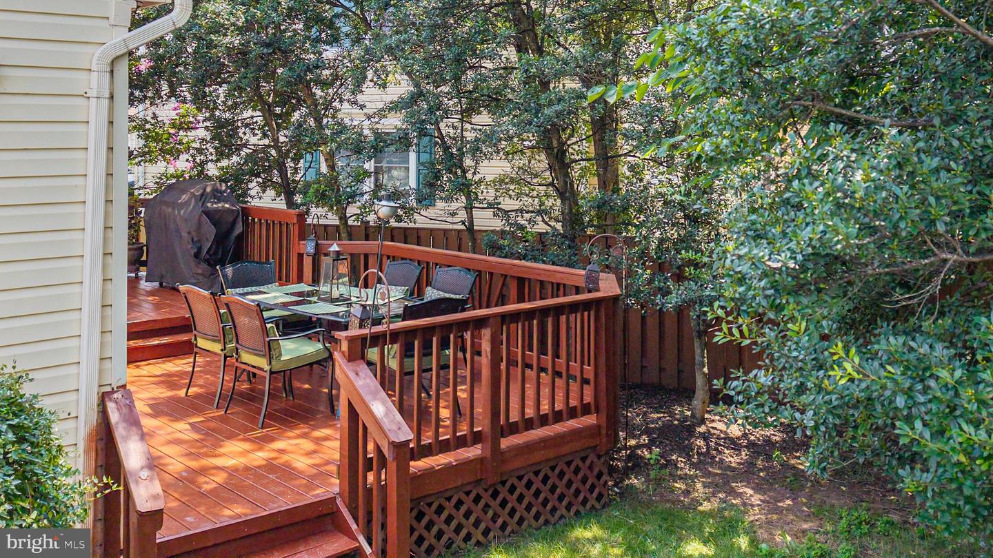 13701 ROSETREE CT, CHANTILLY, Virginia 20151, 4 Bedrooms Bedrooms, ,3 BathroomsBathrooms,Residential,For sale,13701 ROSETREE CT,VAFX2291442 MLS # VAFX2291442