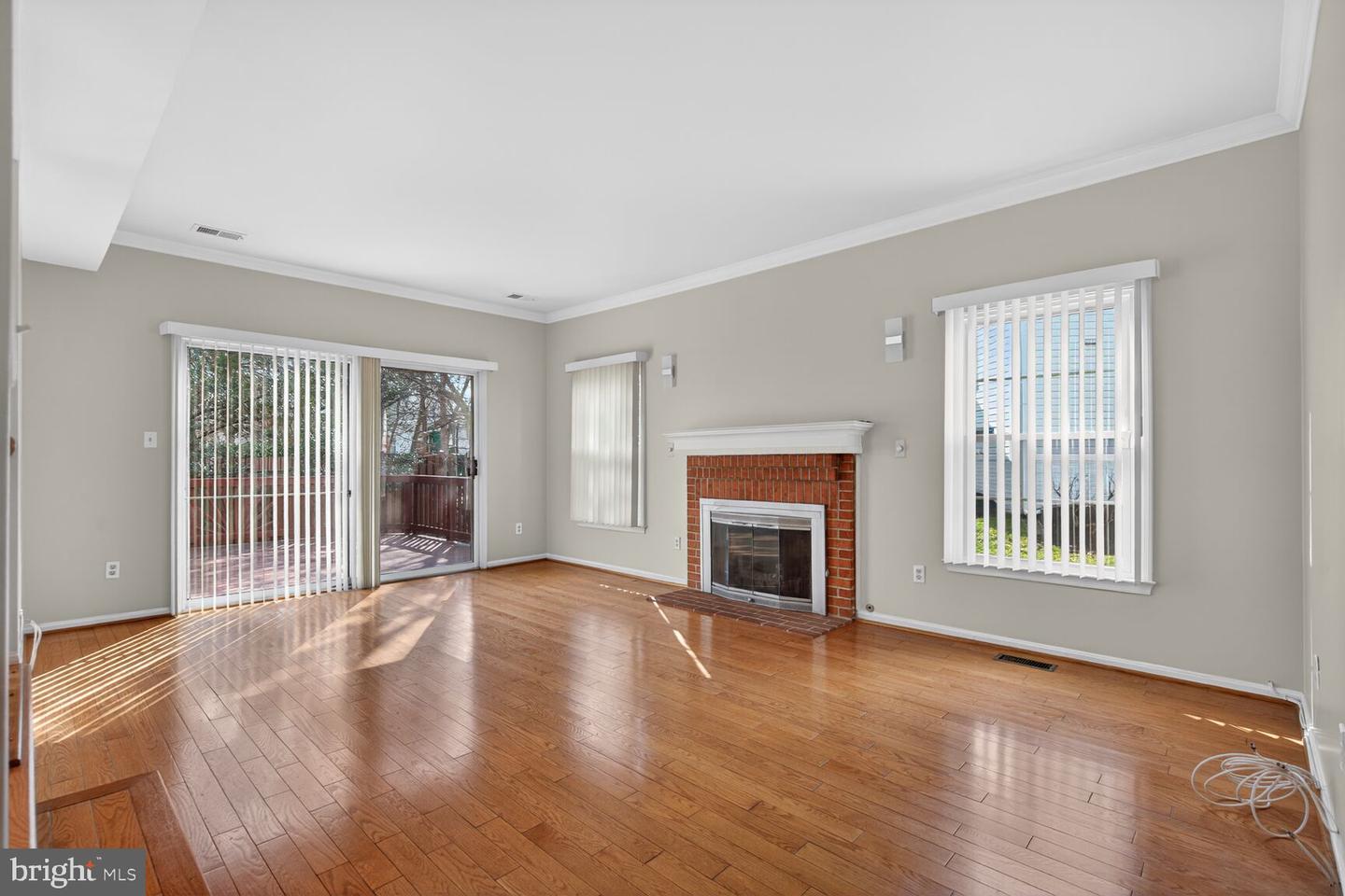 13701 ROSETREE CT, CHANTILLY, Virginia 20151, 4 Bedrooms Bedrooms, ,3 BathroomsBathrooms,Residential,For sale,13701 ROSETREE CT,VAFX2291442 MLS # VAFX2291442