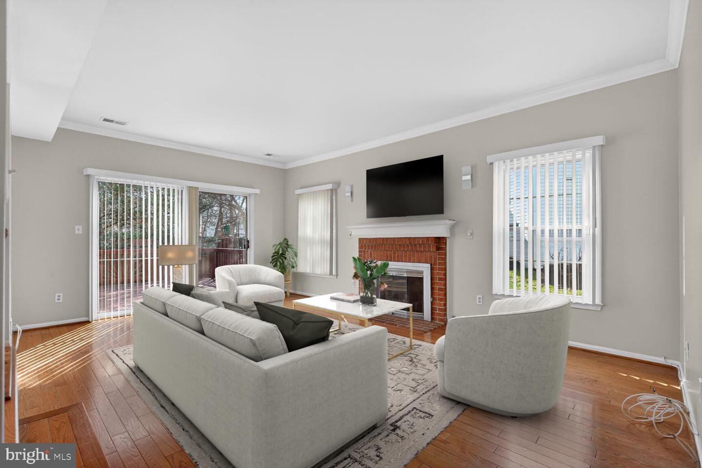 13701 ROSETREE CT, CHANTILLY, Virginia 20151, 4 Bedrooms Bedrooms, ,3 BathroomsBathrooms,Residential,For sale,13701 ROSETREE CT,VAFX2291442 MLS # VAFX2291442