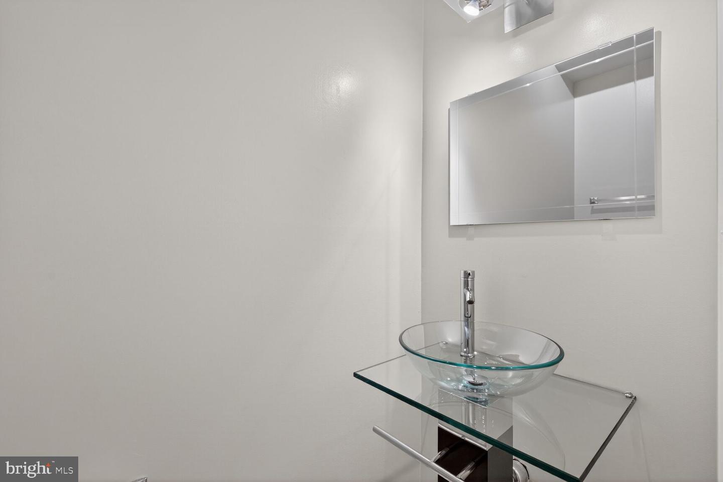 13701 ROSETREE CT, CHANTILLY, Virginia 20151, 4 Bedrooms Bedrooms, ,3 BathroomsBathrooms,Residential,For sale,13701 ROSETREE CT,VAFX2291442 MLS # VAFX2291442