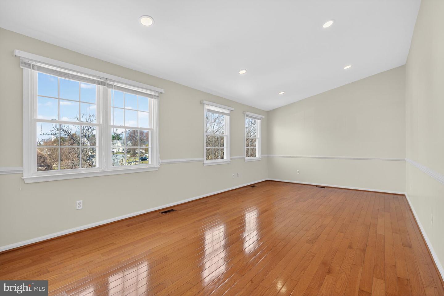 13701 ROSETREE CT, CHANTILLY, Virginia 20151, 4 Bedrooms Bedrooms, ,3 BathroomsBathrooms,Residential,For sale,13701 ROSETREE CT,VAFX2291442 MLS # VAFX2291442