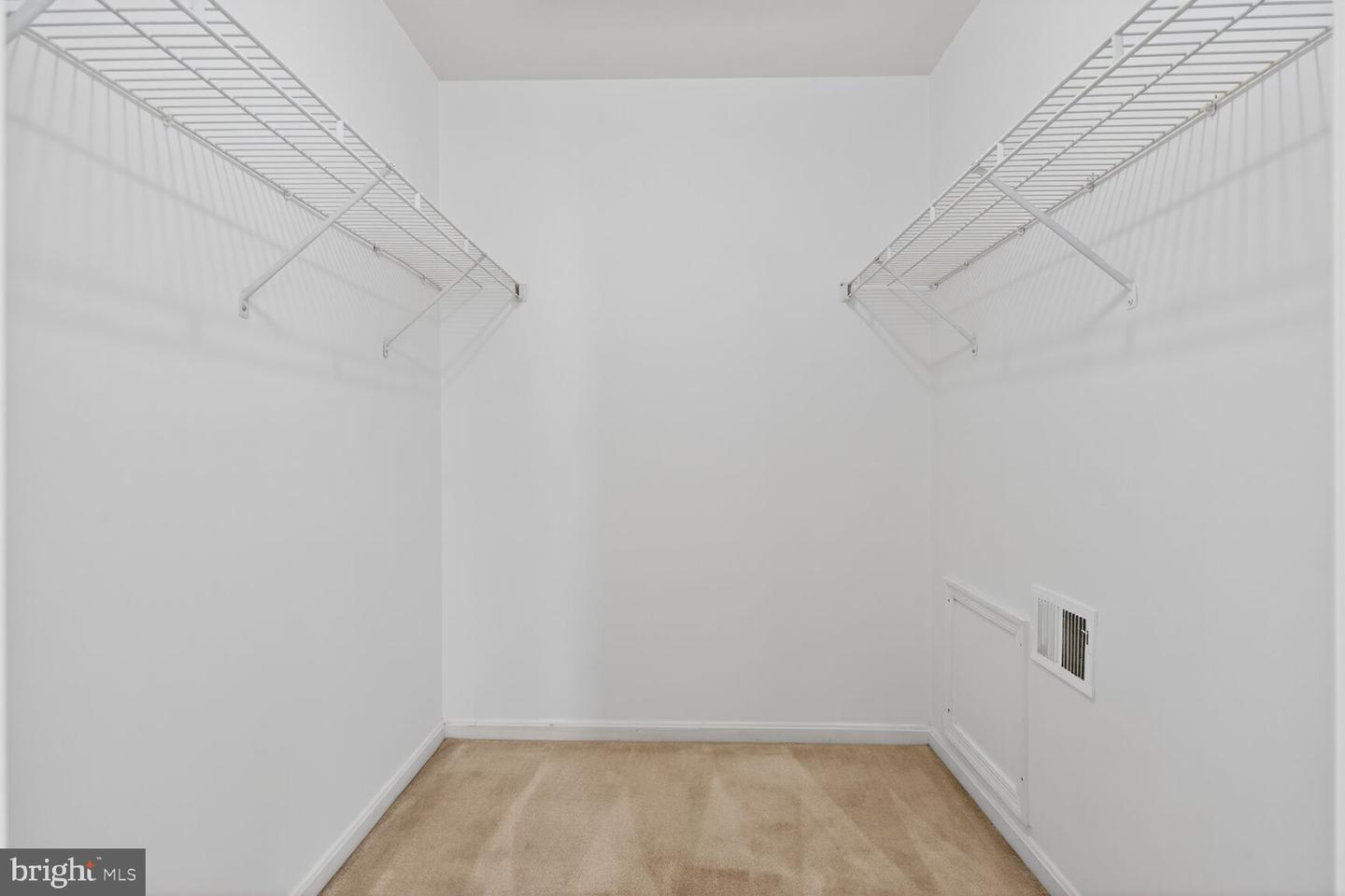 13701 ROSETREE CT, CHANTILLY, Virginia 20151, 4 Bedrooms Bedrooms, ,3 BathroomsBathrooms,Residential,For sale,13701 ROSETREE CT,VAFX2291442 MLS # VAFX2291442