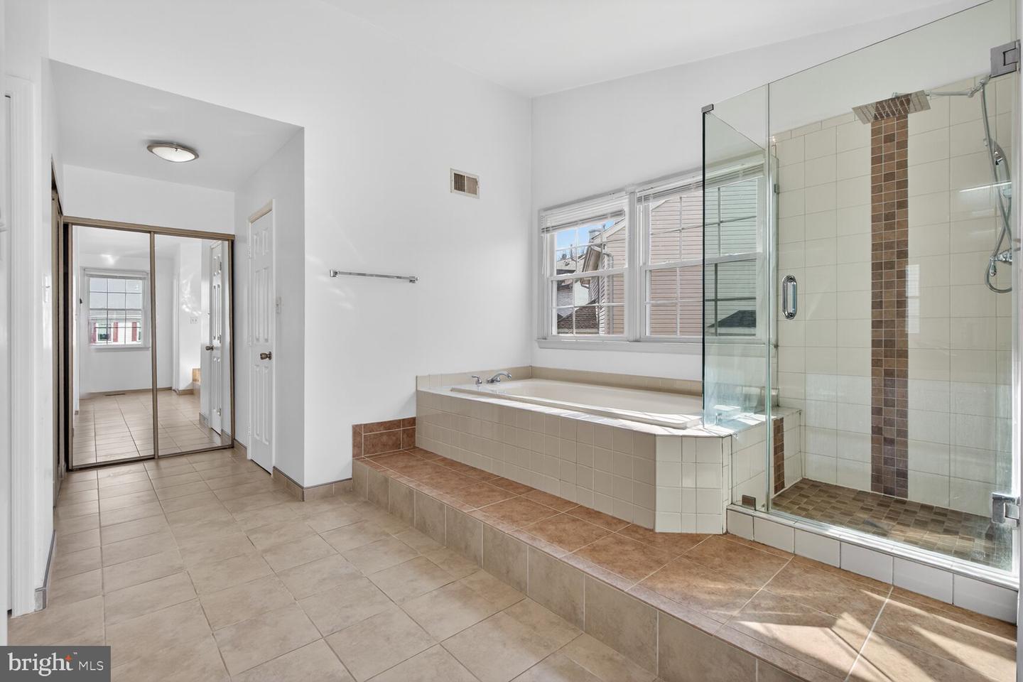 13701 ROSETREE CT, CHANTILLY, Virginia 20151, 4 Bedrooms Bedrooms, ,3 BathroomsBathrooms,Residential,For sale,13701 ROSETREE CT,VAFX2291442 MLS # VAFX2291442