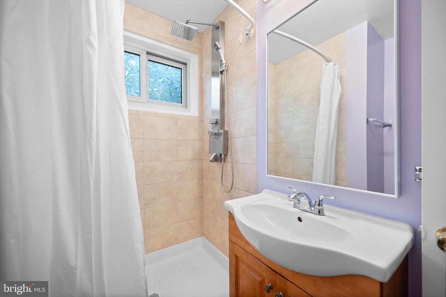 9808 LAUREL ST, FAIRFAX, Virginia 22032, 6 Bedrooms Bedrooms, ,3 BathroomsBathrooms,Residential,For sale,9808 LAUREL ST,VAFX2291454 MLS # VAFX2291454