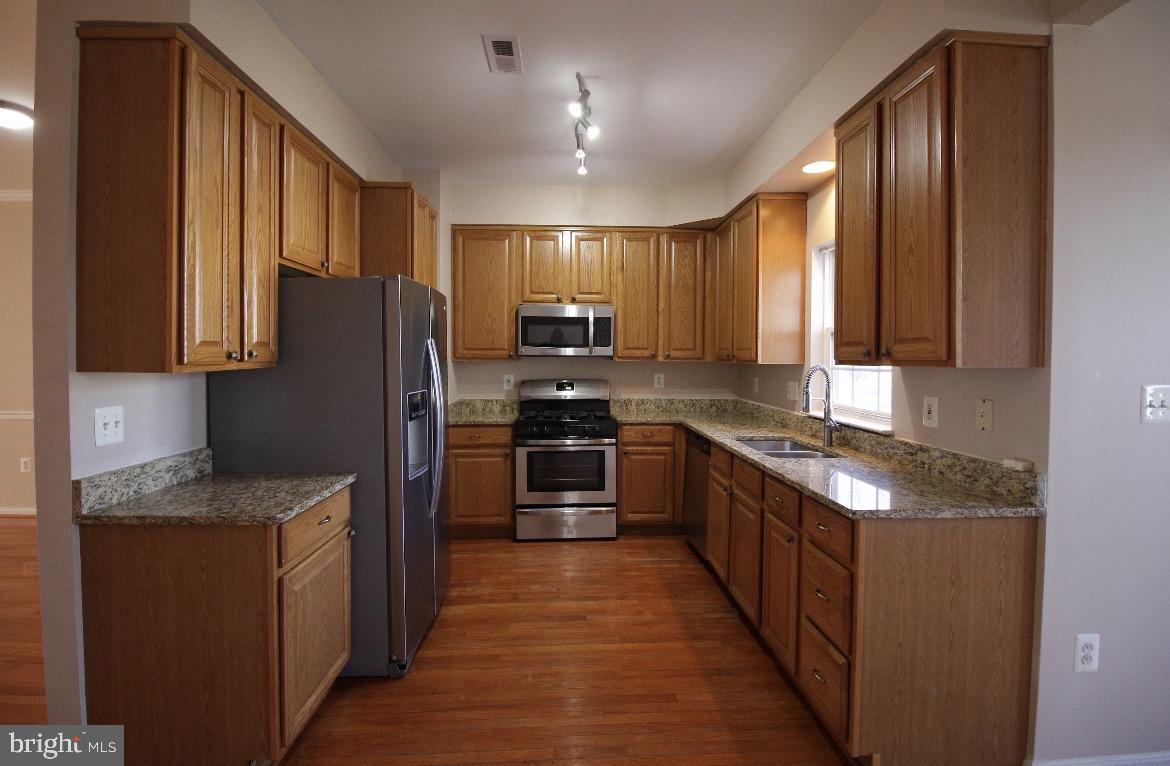 15290 BARNABAS TRL, WOODBRIDGE, Virginia 22193, 3 Bedrooms Bedrooms, ,2 BathroomsBathrooms,Residential,For sale,15290 BARNABAS TRL,VAPW2112634 MLS # VAPW2112634