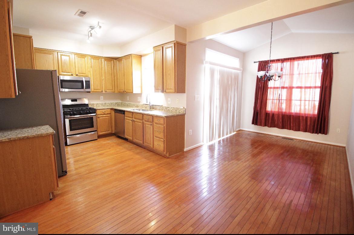 15290 BARNABAS TRL, WOODBRIDGE, Virginia 22193, 3 Bedrooms Bedrooms, ,2 BathroomsBathrooms,Residential,For sale,15290 BARNABAS TRL,VAPW2112634 MLS # VAPW2112634