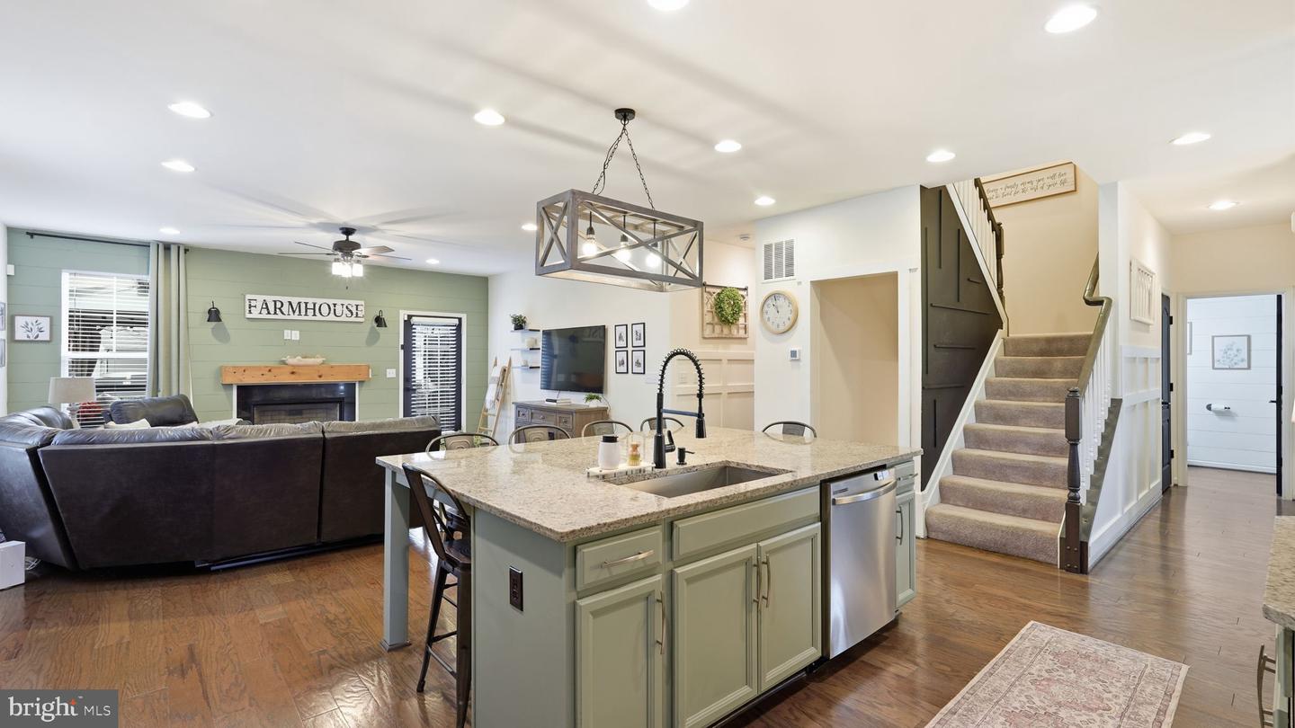 212 BOXELDER DR, STAFFORD, Virginia 22554, 4 Bedrooms Bedrooms, ,3 BathroomsBathrooms,Residential,For sale,212 BOXELDER DR,VAST2046228 MLS # VAST2046228