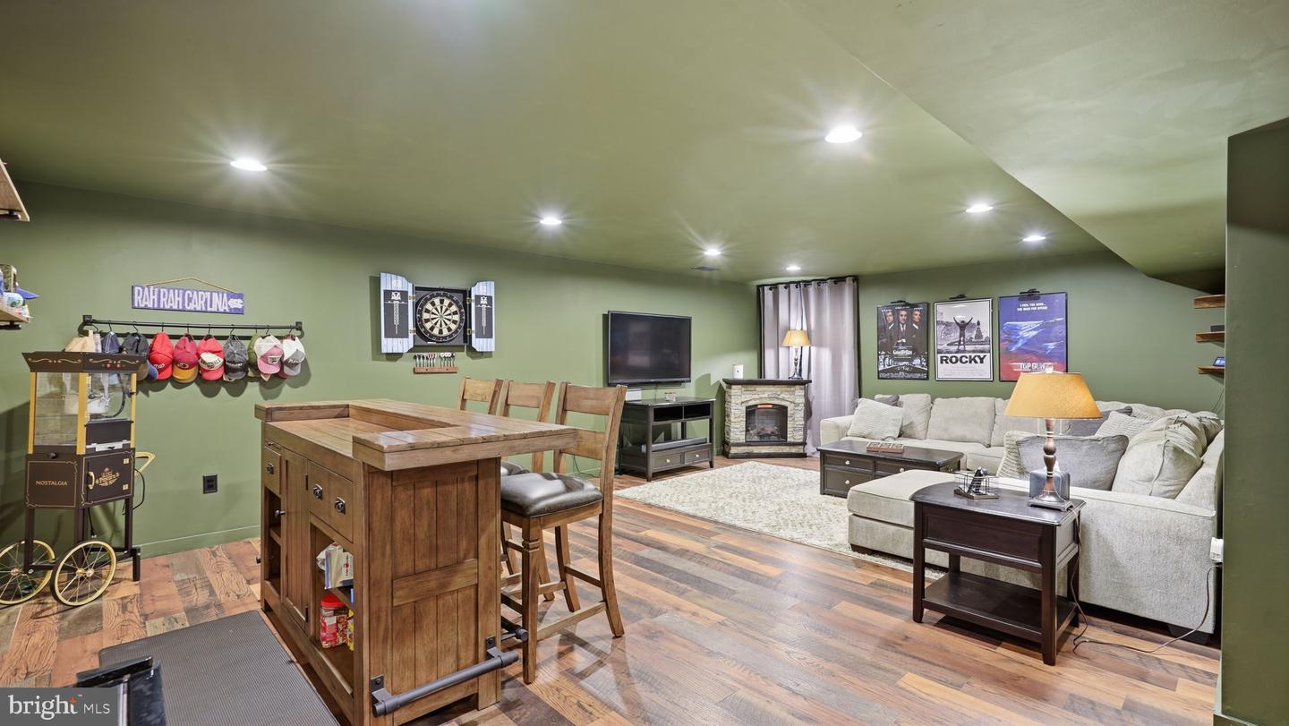 212 BOXELDER DR, STAFFORD, Virginia 22554, 4 Bedrooms Bedrooms, ,3 BathroomsBathrooms,Residential,For sale,212 BOXELDER DR,VAST2046228 MLS # VAST2046228