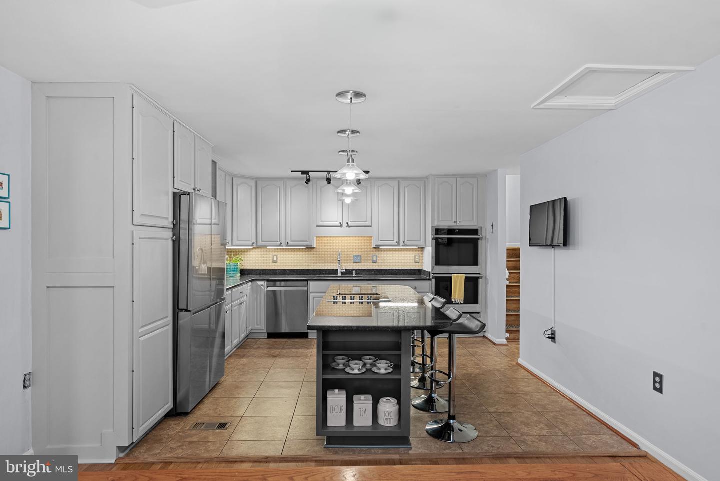 310 AYRLEE AVE NW, LEESBURG, Virginia 20176, 4 Bedrooms Bedrooms, ,3 BathroomsBathrooms,Residential,For sale,310 AYRLEE AVE NW,VALO2116134 MLS # VALO2116134