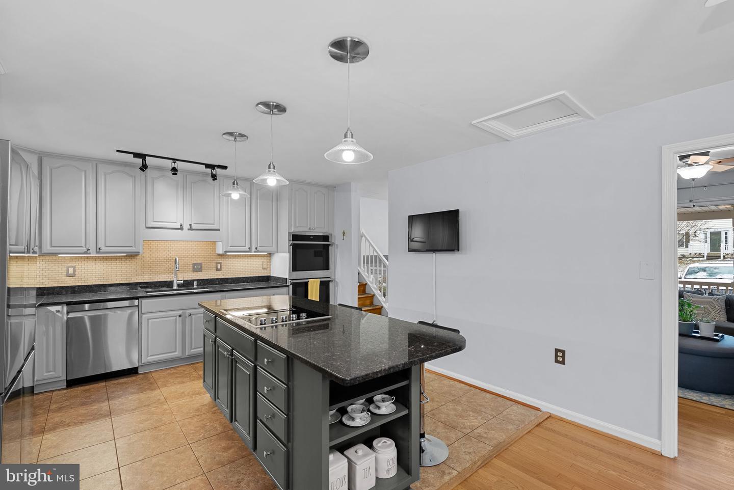 310 AYRLEE AVE NW, LEESBURG, Virginia 20176, 4 Bedrooms Bedrooms, ,3 BathroomsBathrooms,Residential,For sale,310 AYRLEE AVE NW,VALO2116134 MLS # VALO2116134