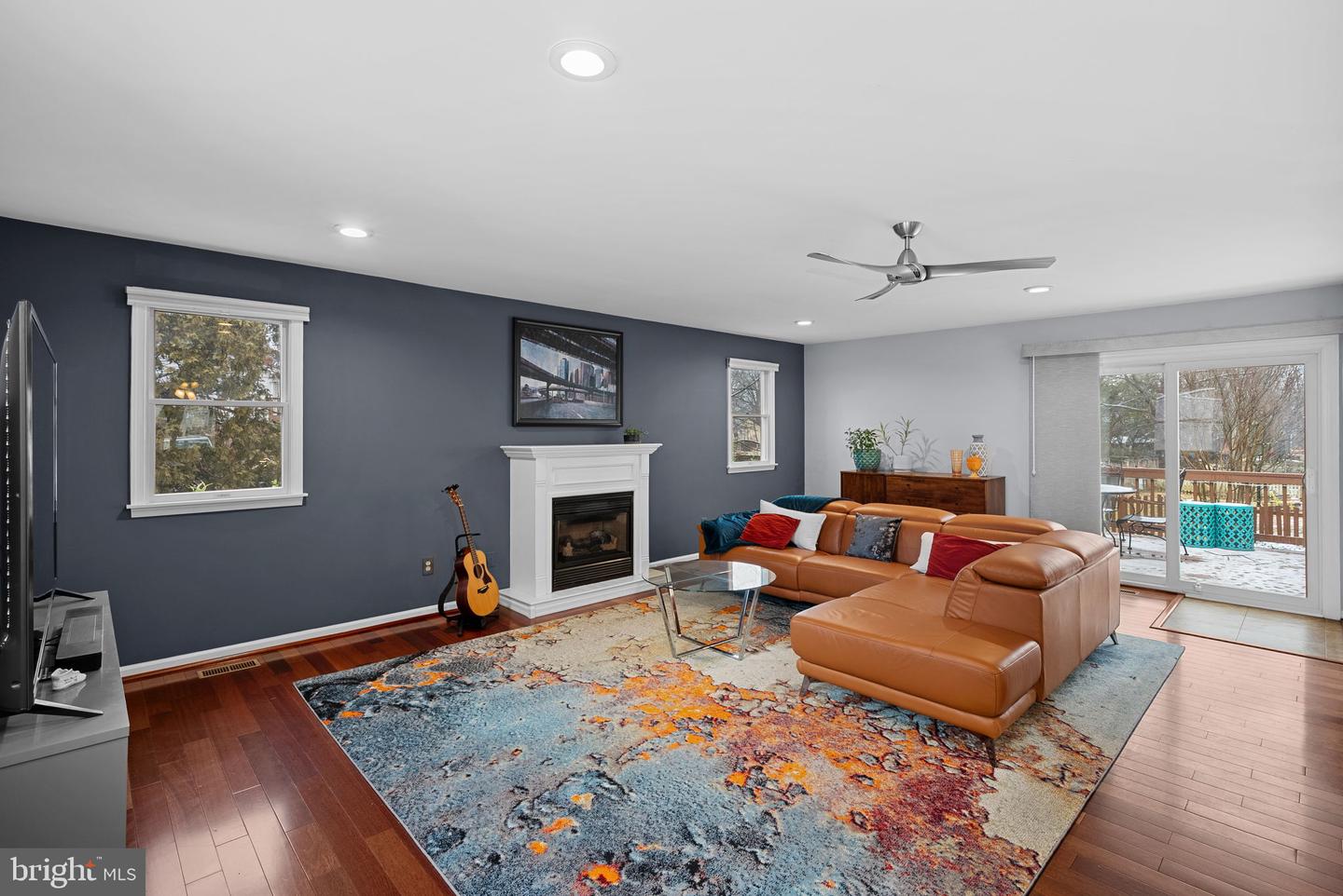 310 AYRLEE AVE NW, LEESBURG, Virginia 20176, 4 Bedrooms Bedrooms, ,3 BathroomsBathrooms,Residential,For sale,310 AYRLEE AVE NW,VALO2116134 MLS # VALO2116134