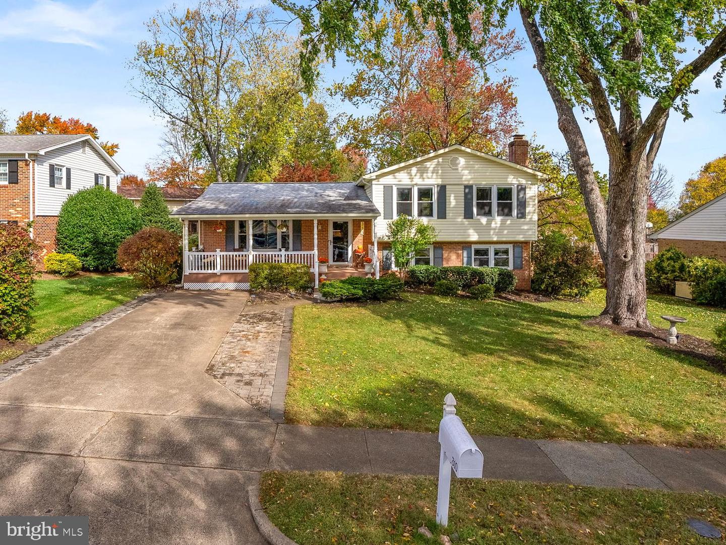 310 AYRLEE AVE NW, LEESBURG, Virginia 20176, 4 Bedrooms Bedrooms, ,3 BathroomsBathrooms,Residential,For sale,310 AYRLEE AVE NW,VALO2116134 MLS # VALO2116134