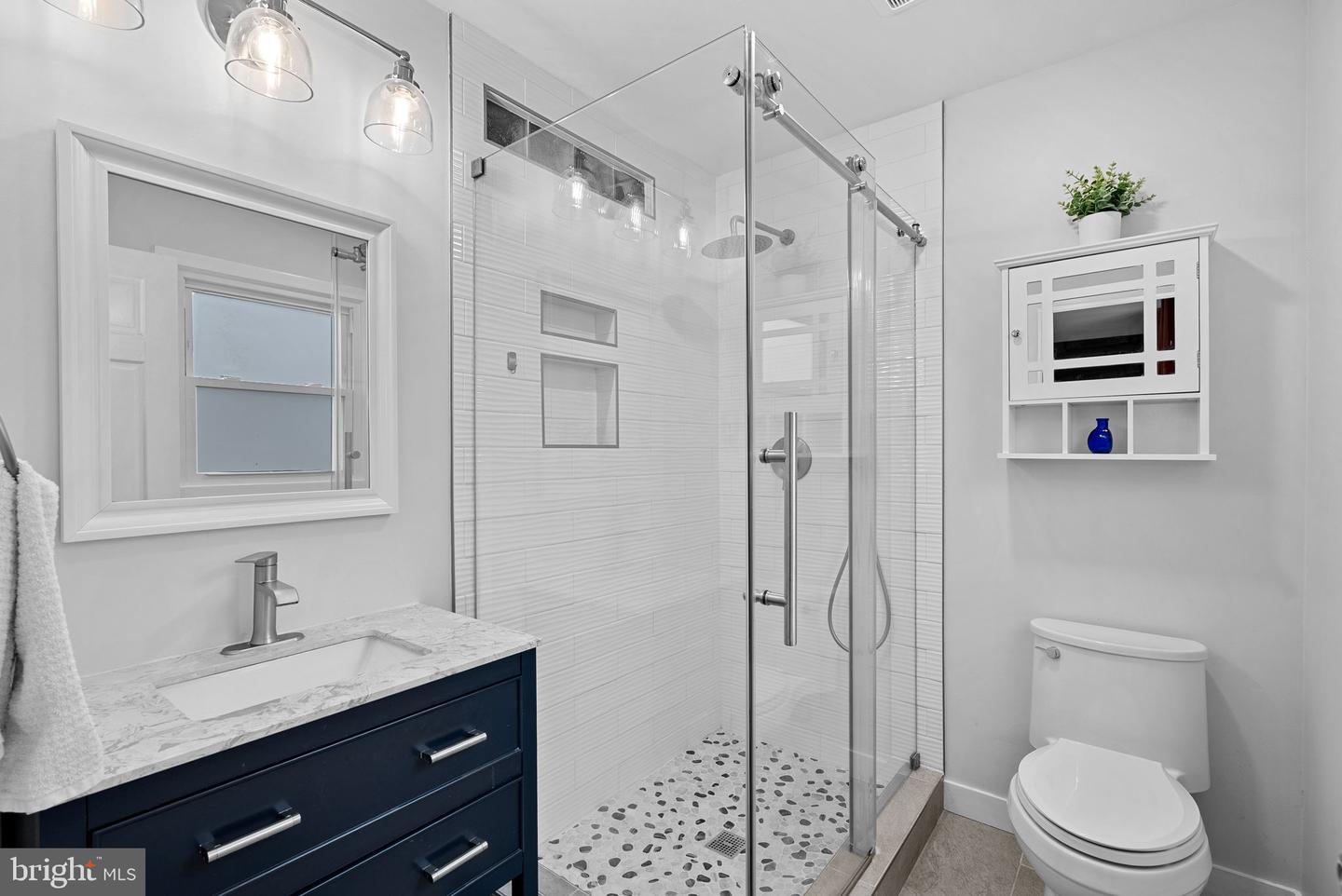 310 AYRLEE AVE NW, LEESBURG, Virginia 20176, 4 Bedrooms Bedrooms, ,3 BathroomsBathrooms,Residential,For sale,310 AYRLEE AVE NW,VALO2116134 MLS # VALO2116134