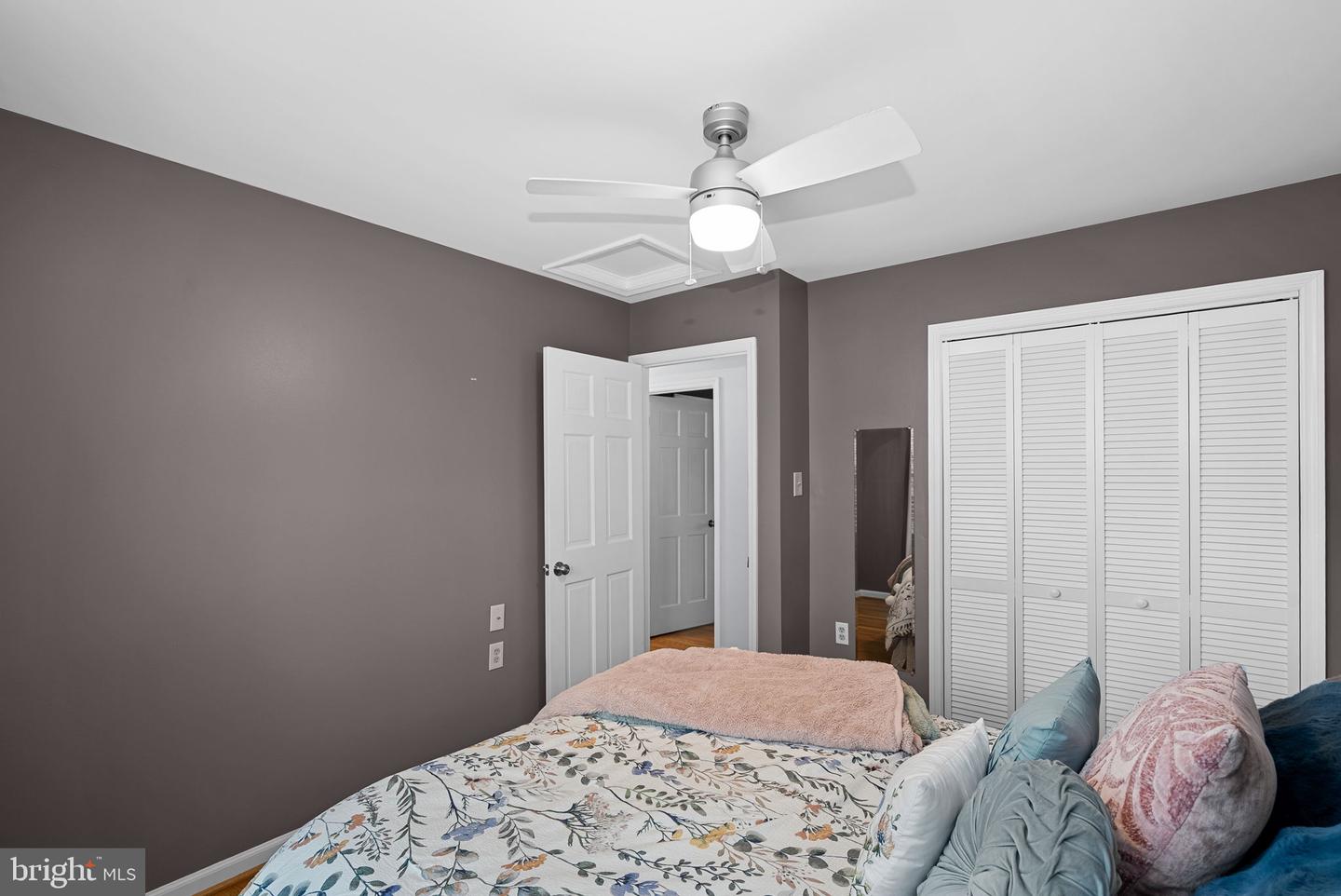 310 AYRLEE AVE NW, LEESBURG, Virginia 20176, 4 Bedrooms Bedrooms, ,3 BathroomsBathrooms,Residential,For sale,310 AYRLEE AVE NW,VALO2116134 MLS # VALO2116134