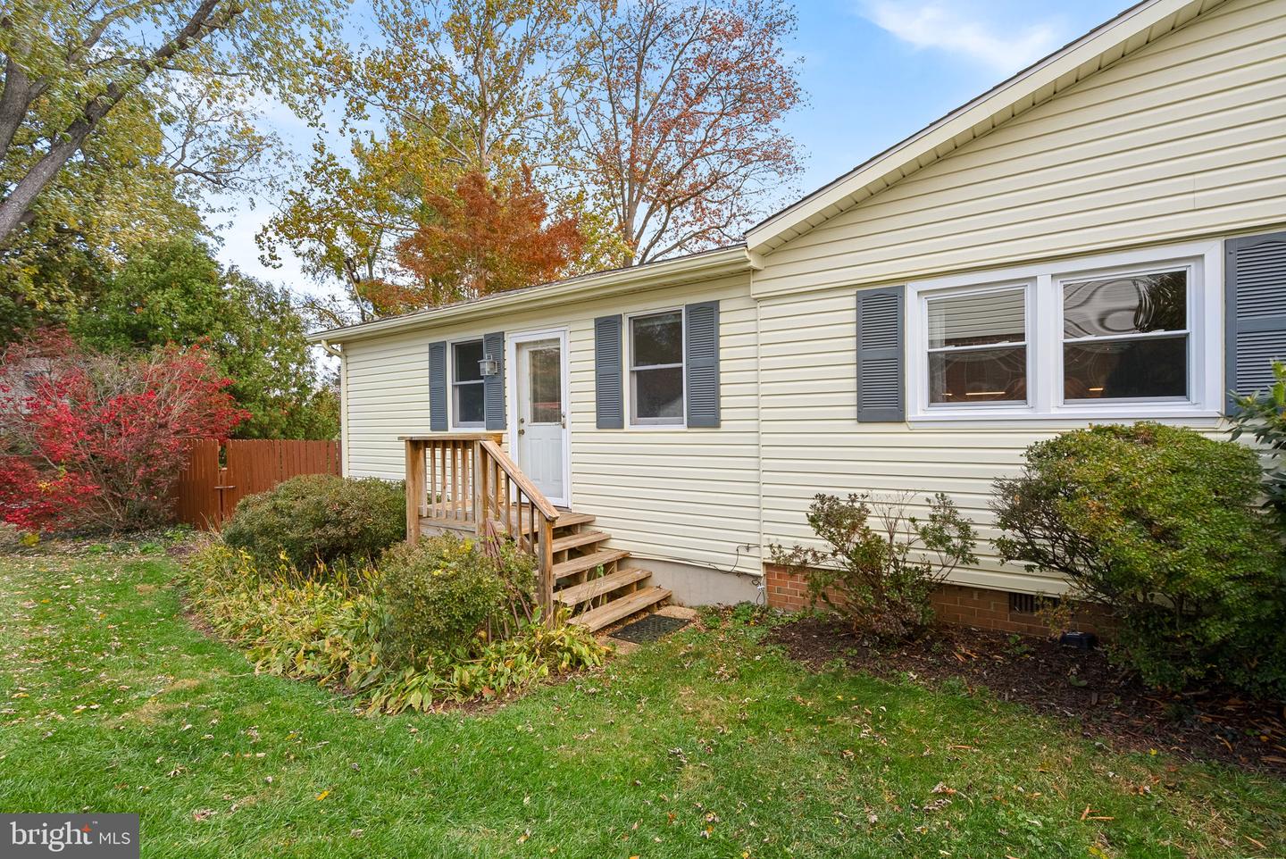 310 AYRLEE AVE NW, LEESBURG, Virginia 20176, 4 Bedrooms Bedrooms, ,3 BathroomsBathrooms,Residential,For sale,310 AYRLEE AVE NW,VALO2116134 MLS # VALO2116134