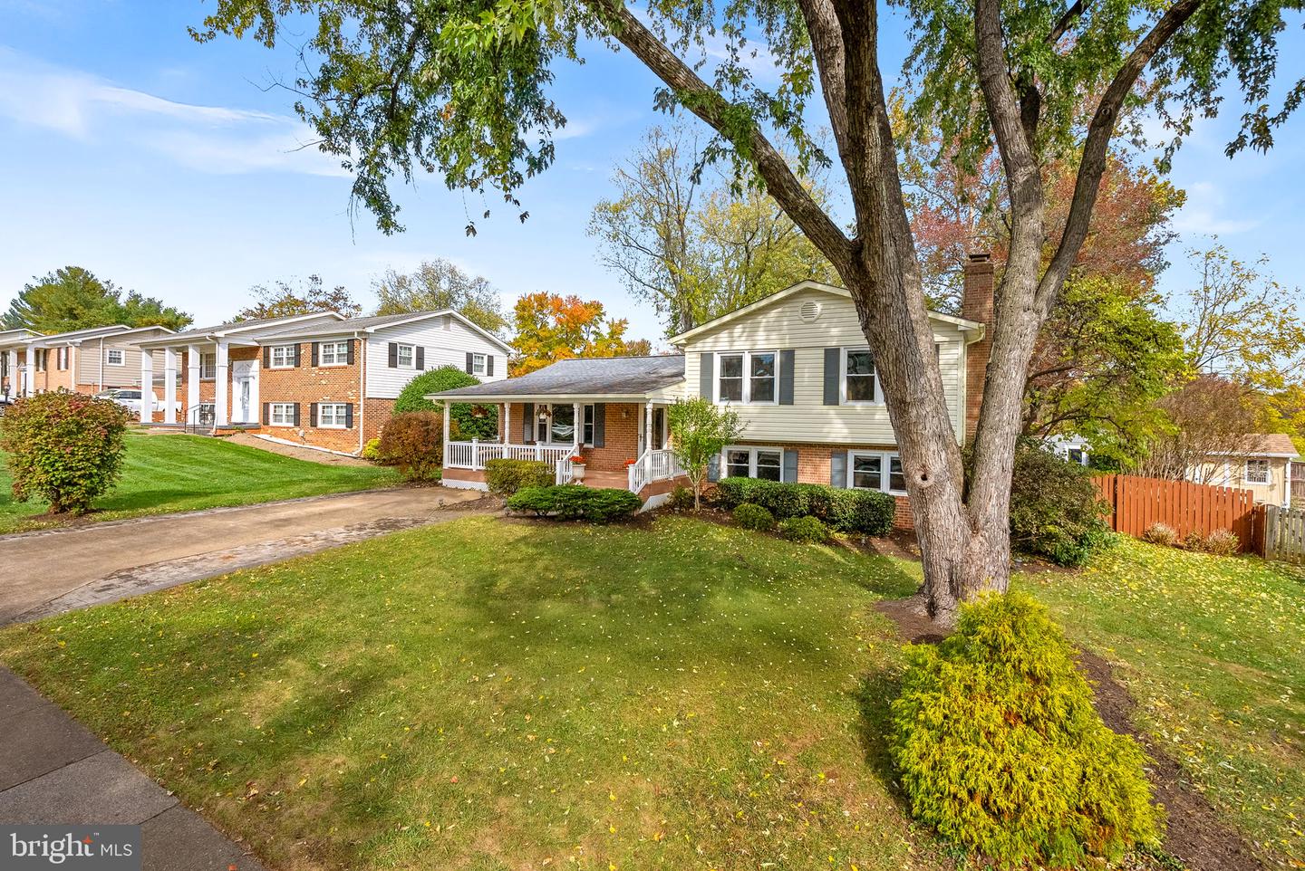 310 AYRLEE AVE NW, LEESBURG, Virginia 20176, 4 Bedrooms Bedrooms, ,3 BathroomsBathrooms,Residential,For sale,310 AYRLEE AVE NW,VALO2116134 MLS # VALO2116134