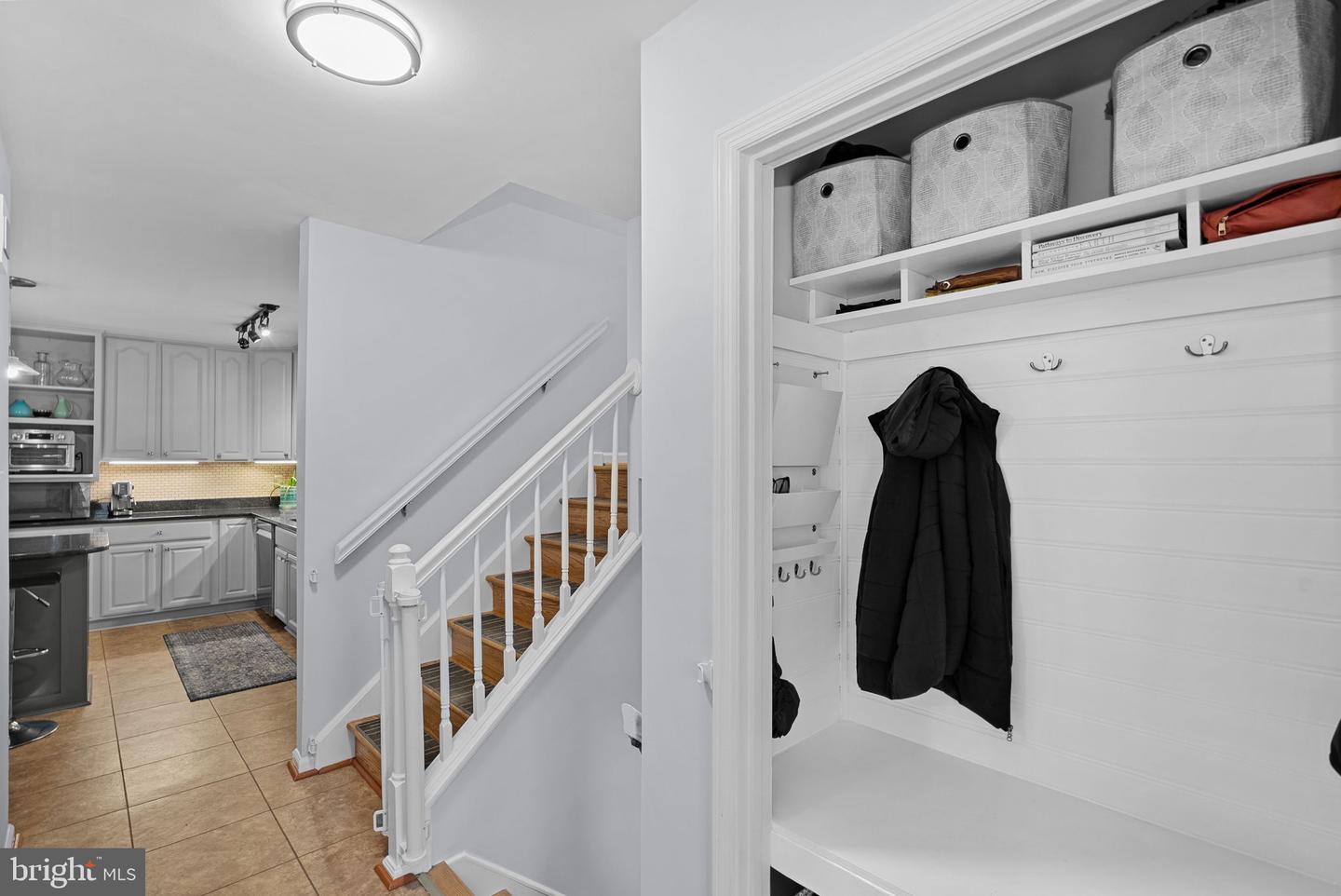 310 AYRLEE AVE NW, LEESBURG, Virginia 20176, 4 Bedrooms Bedrooms, ,3 BathroomsBathrooms,Residential,For sale,310 AYRLEE AVE NW,VALO2116134 MLS # VALO2116134