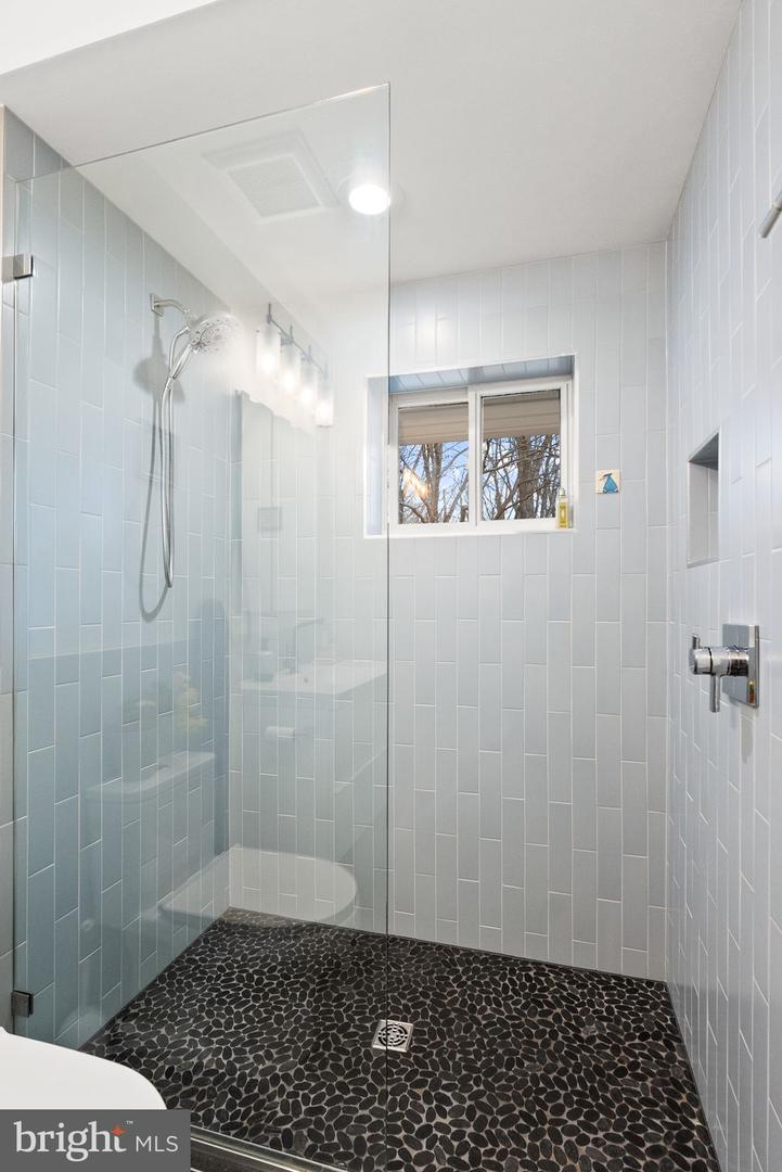 7405 ADD DR, FALLS CHURCH, Virginia 22042, 4 Bedrooms Bedrooms, ,2 BathroomsBathrooms,Residential,For sale,7405 ADD DR,VAFX2291562 MLS # VAFX2291562