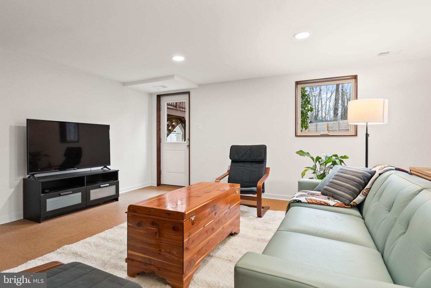 7405 ADD DR, FALLS CHURCH, Virginia 22042, 4 Bedrooms Bedrooms, ,2 BathroomsBathrooms,Residential,For sale,7405 ADD DR,VAFX2291562 MLS # VAFX2291562