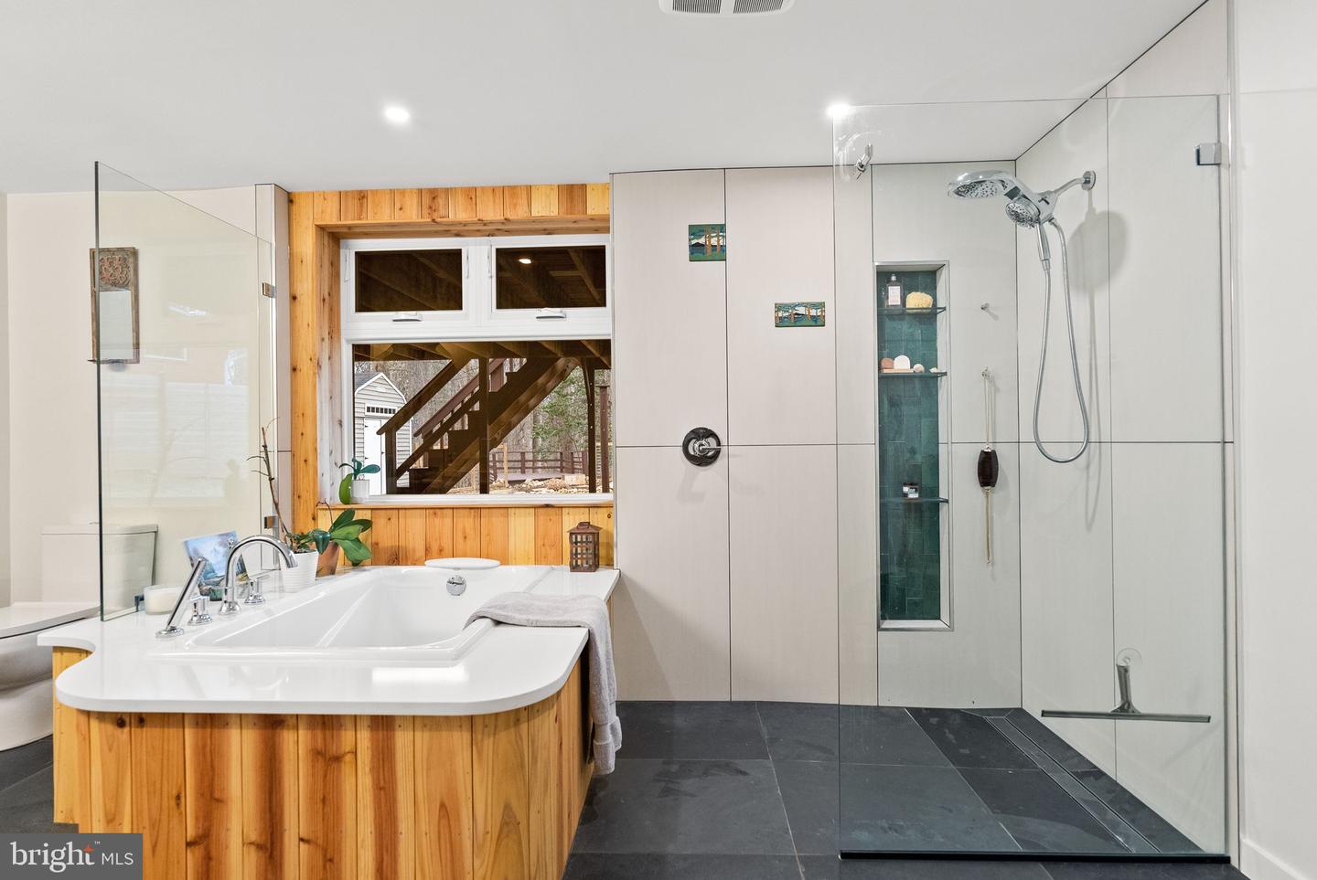 7405 ADD DR, FALLS CHURCH, Virginia 22042, 4 Bedrooms Bedrooms, ,2 BathroomsBathrooms,Residential,For sale,7405 ADD DR,VAFX2291562 MLS # VAFX2291562