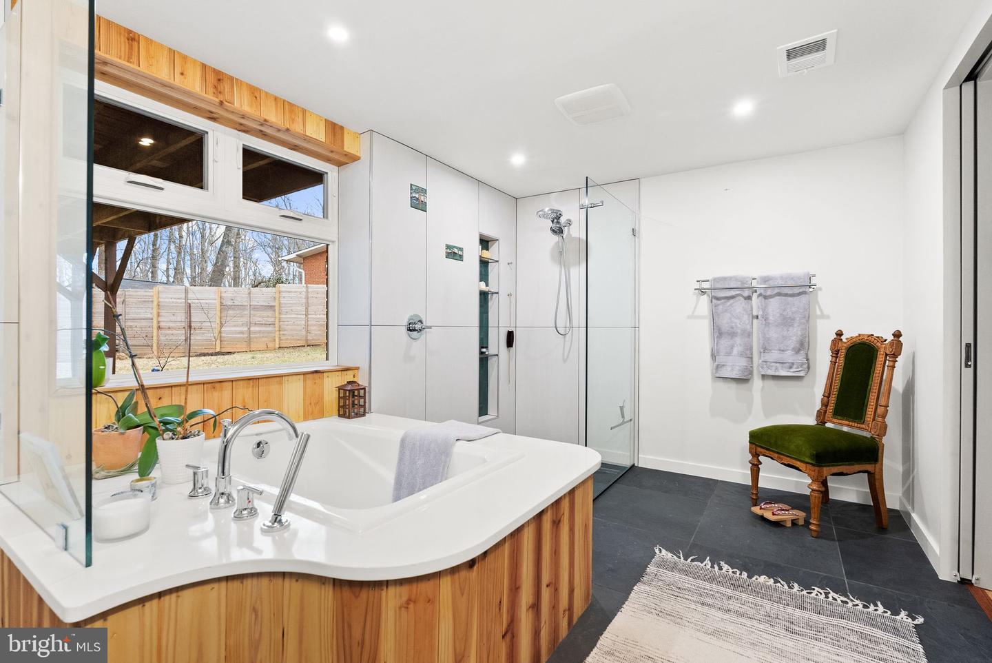 7405 ADD DR, FALLS CHURCH, Virginia 22042, 4 Bedrooms Bedrooms, ,2 BathroomsBathrooms,Residential,For sale,7405 ADD DR,VAFX2291562 MLS # VAFX2291562