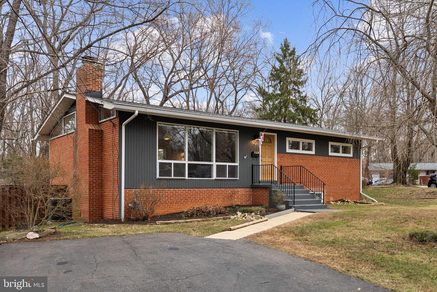 7405 ADD DR, FALLS CHURCH, Virginia 22042, 4 Bedrooms Bedrooms, ,2 BathroomsBathrooms,Residential,For sale,7405 ADD DR,VAFX2291562 MLS # VAFX2291562