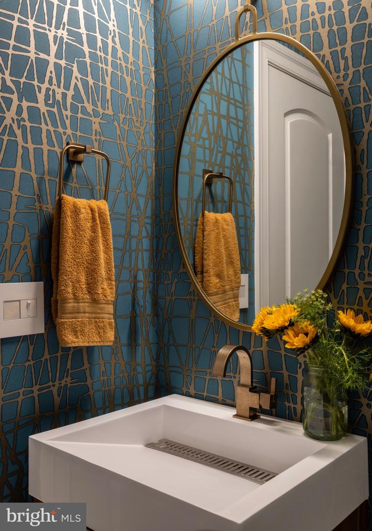 4873 POINT RD, WARRENTON, Virginia 20187, 5 Bedrooms Bedrooms, 12 Rooms Rooms,4 BathroomsBathrooms,Residential,For sale,4873 POINT RD,VAFQ2020598 MLS # VAFQ2020598