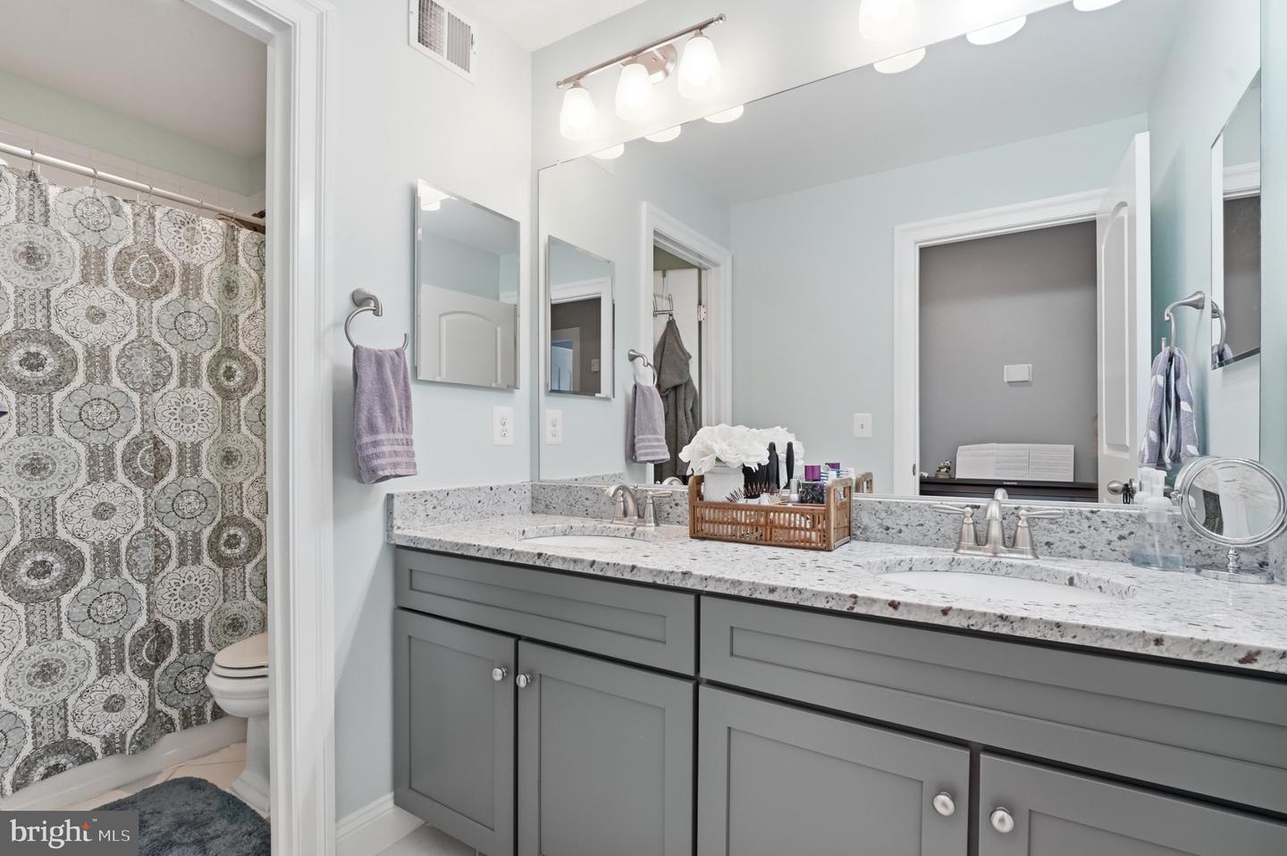 4873 POINT RD, WARRENTON, Virginia 20187, 5 Bedrooms Bedrooms, 12 Rooms Rooms,4 BathroomsBathrooms,Residential,For sale,4873 POINT RD,VAFQ2020598 MLS # VAFQ2020598