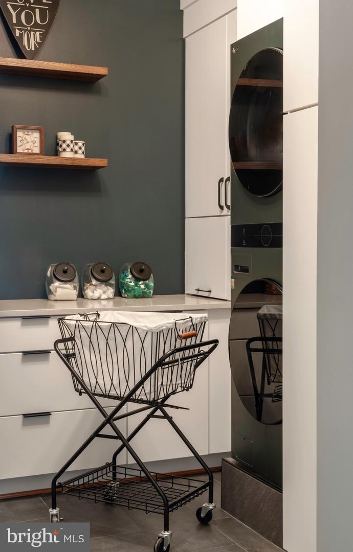 4873 POINT RD, WARRENTON, Virginia 20187, 5 Bedrooms Bedrooms, 12 Rooms Rooms,4 BathroomsBathrooms,Residential,For sale,4873 POINT RD,VAFQ2020598 MLS # VAFQ2020598