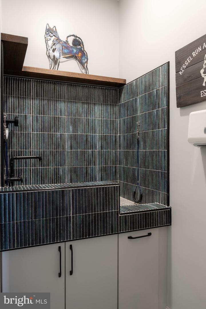 4873 POINT RD, WARRENTON, Virginia 20187, 5 Bedrooms Bedrooms, 12 Rooms Rooms,4 BathroomsBathrooms,Residential,For sale,4873 POINT RD,VAFQ2020598 MLS # VAFQ2020598