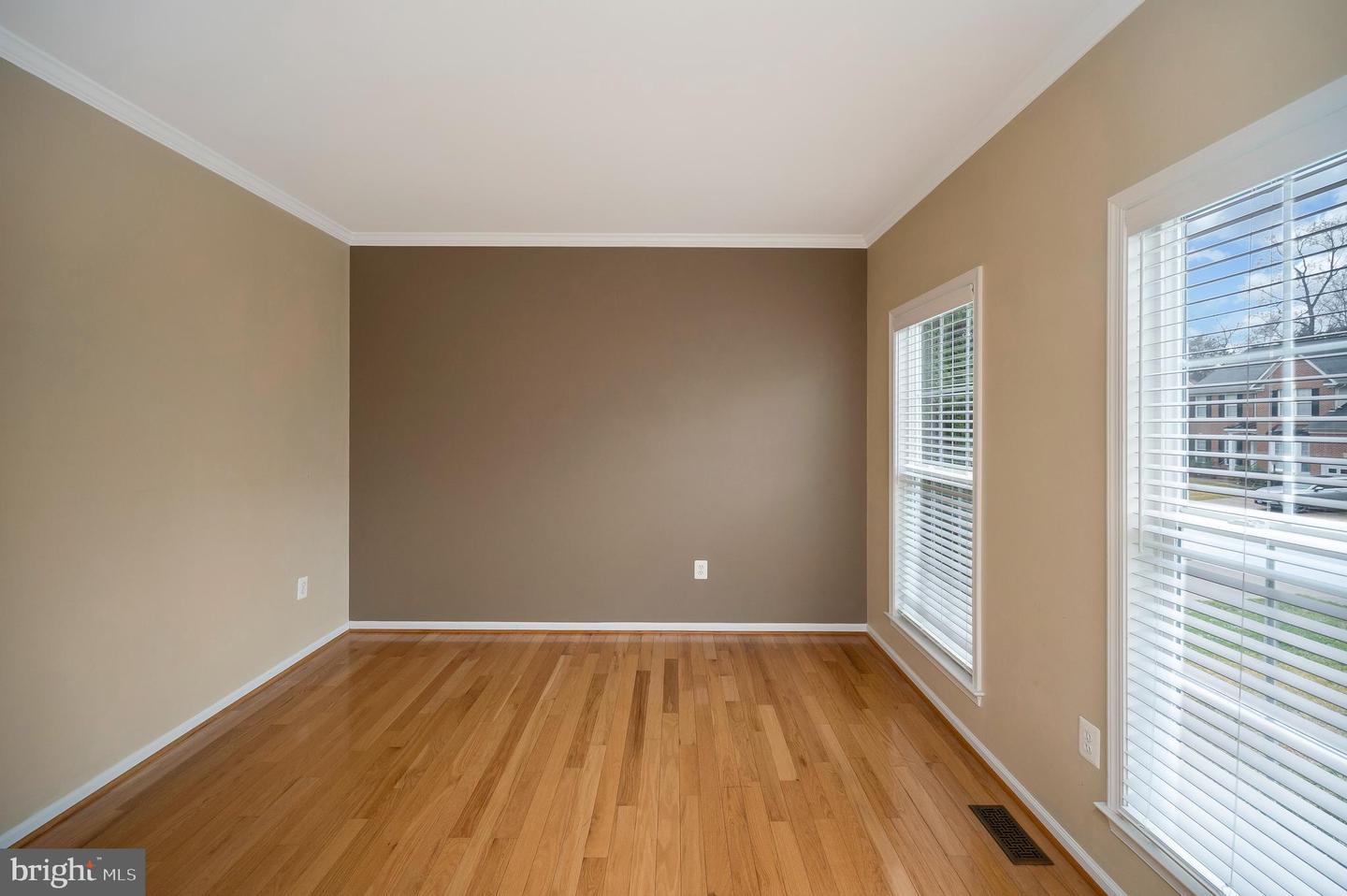 10415 N MCCLELLAN DR, FREDERICKSBURG, Virginia 22408, 5 Bedrooms Bedrooms, ,3 BathroomsBathrooms,Residential,For sale,10415 N MCCLELLAN DR,VASP2039360 MLS # VASP2039360