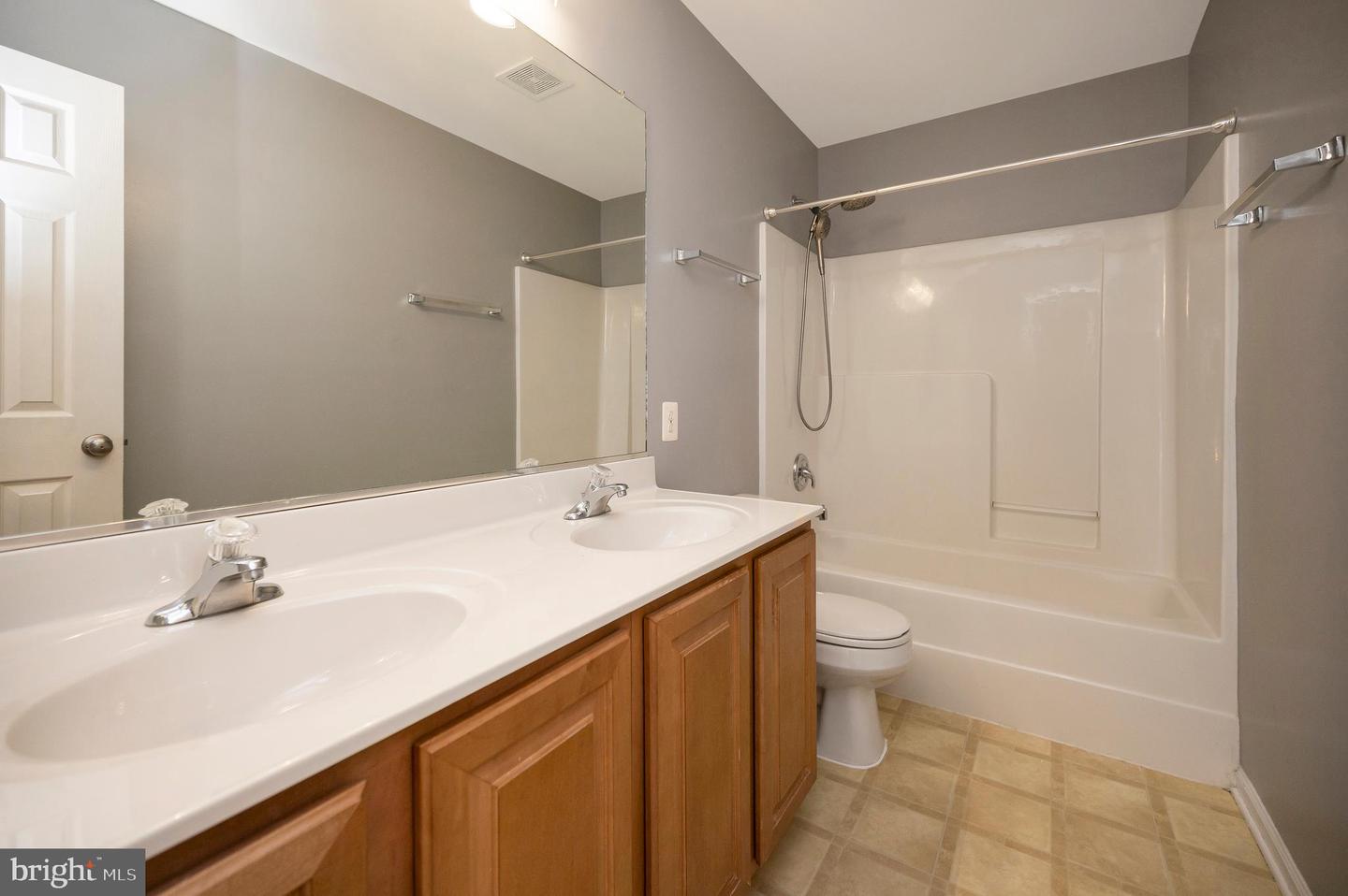 10415 N MCCLELLAN DR, FREDERICKSBURG, Virginia 22408, 5 Bedrooms Bedrooms, ,3 BathroomsBathrooms,Residential,For sale,10415 N MCCLELLAN DR,VASP2039360 MLS # VASP2039360