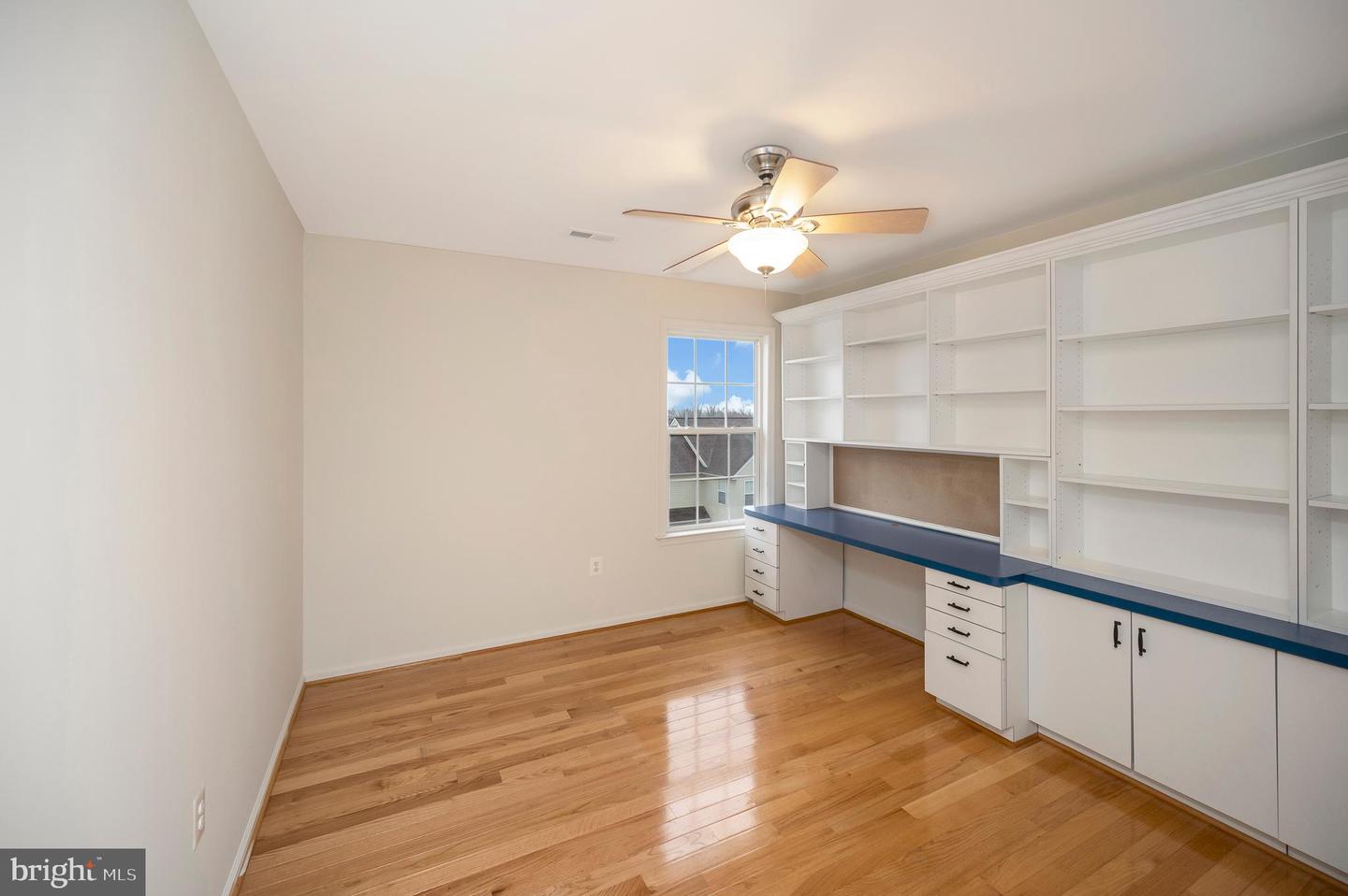 10415 N MCCLELLAN DR, FREDERICKSBURG, Virginia 22408, 5 Bedrooms Bedrooms, ,3 BathroomsBathrooms,Residential,For sale,10415 N MCCLELLAN DR,VASP2039360 MLS # VASP2039360