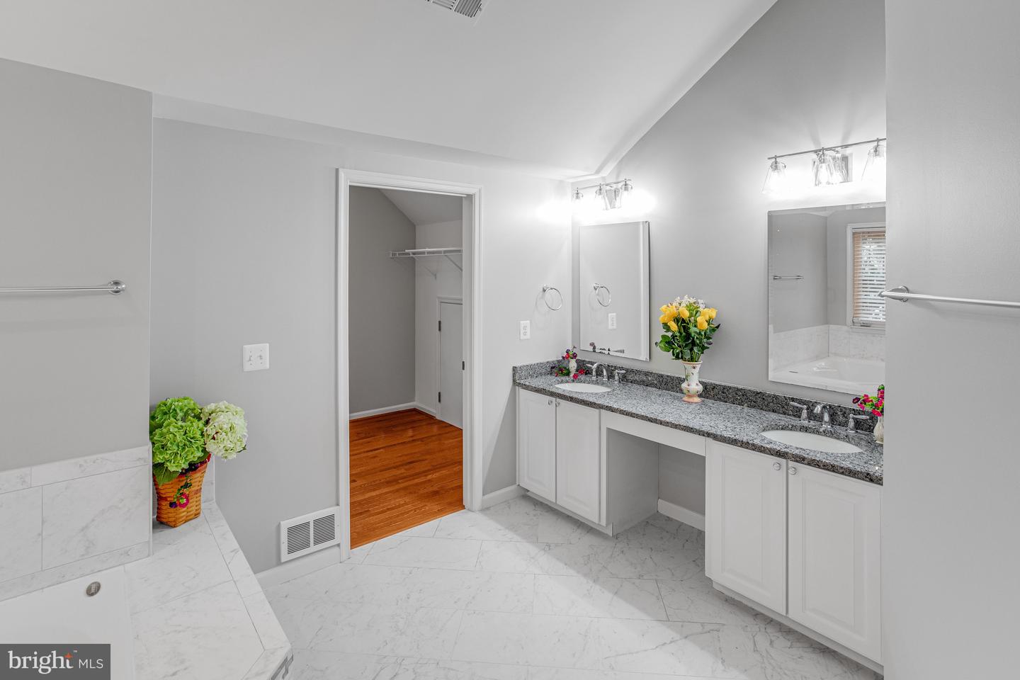 15249 BOWMANS FOLLY DR, MANASSAS, Virginia 20112, 4 Bedrooms Bedrooms, ,3 BathroomsBathrooms,Residential,For sale,15249 BOWMANS FOLLY DR,VAPW2112698 MLS # VAPW2112698