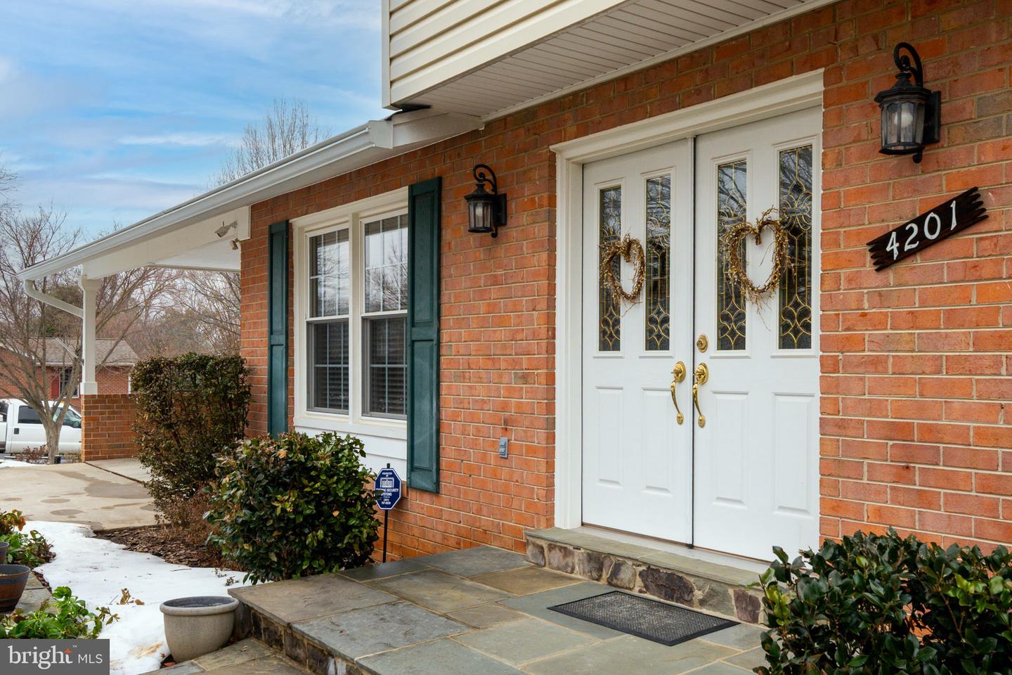 4201 WYNNWOOD DR, ANNANDALE, Virginia 22003, 5 Bedrooms Bedrooms, ,3 BathroomsBathrooms,Residential,For sale,4201 WYNNWOOD DR,VAFX2291610 MLS # VAFX2291610