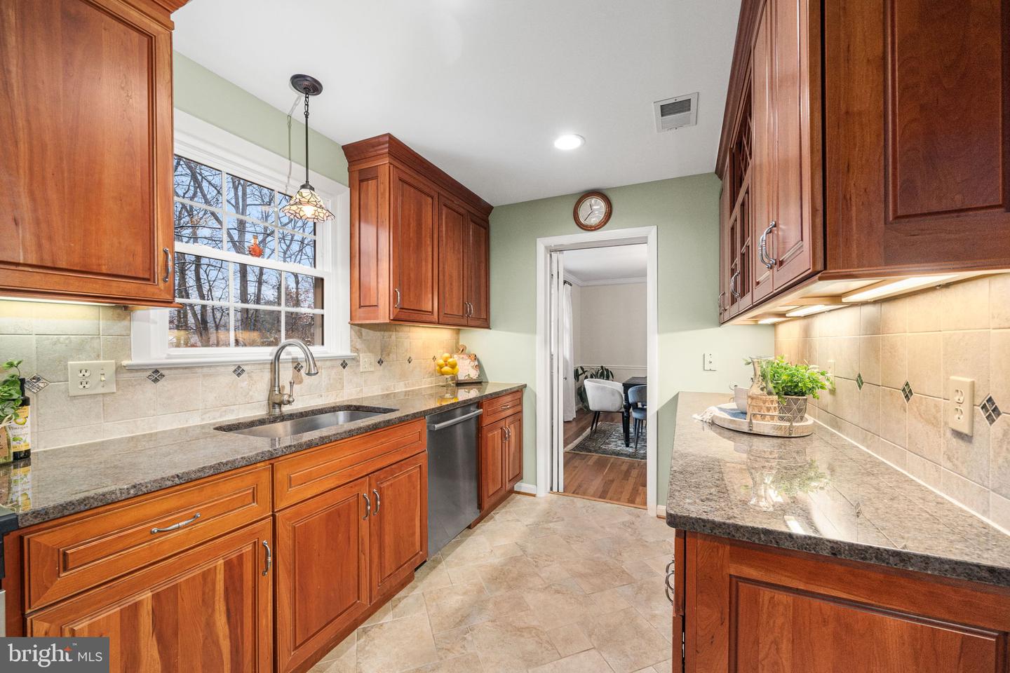 4201 WYNNWOOD DR, ANNANDALE, Virginia 22003, 5 Bedrooms Bedrooms, ,3 BathroomsBathrooms,Residential,For sale,4201 WYNNWOOD DR,VAFX2291610 MLS # VAFX2291610