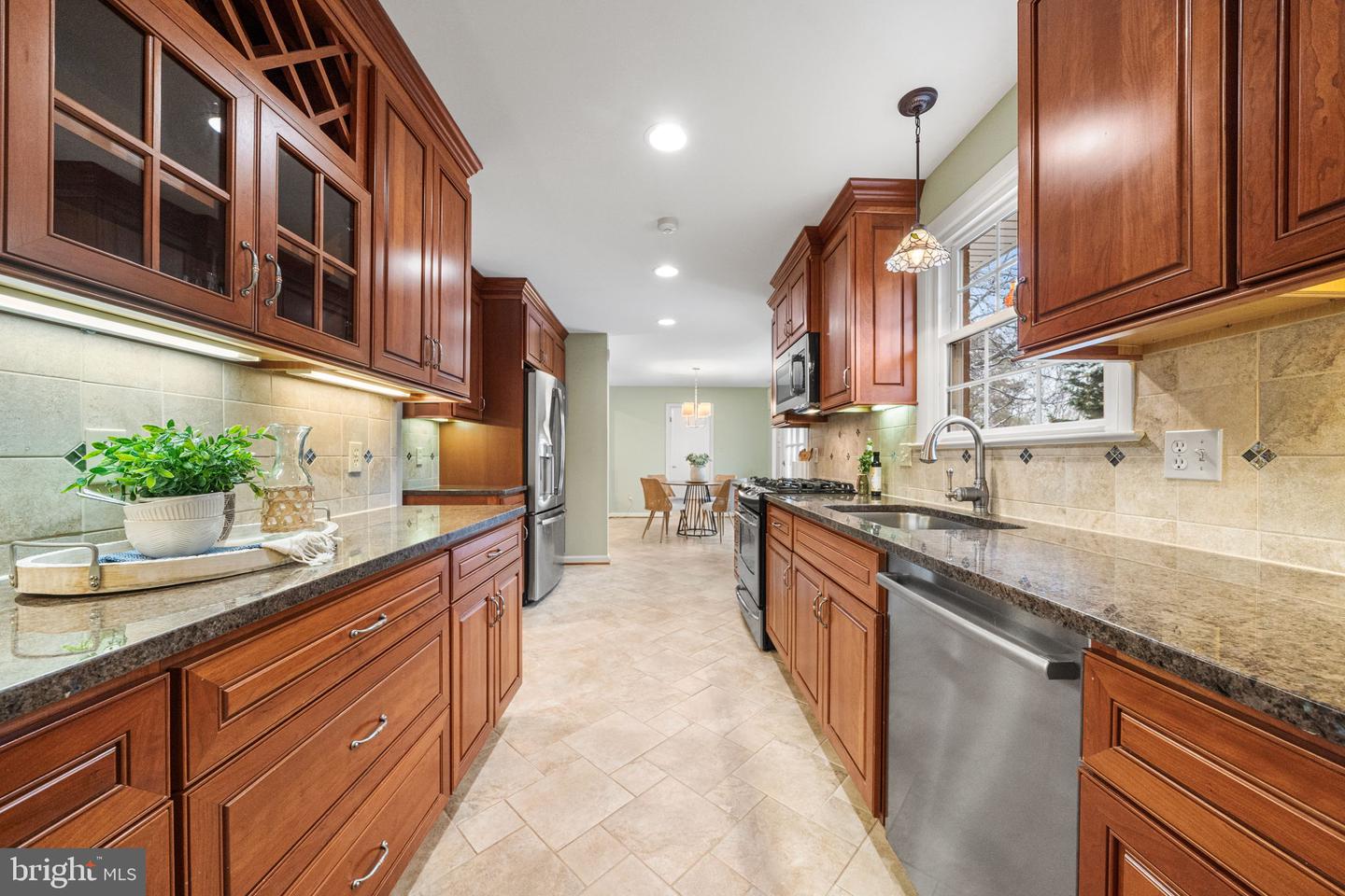 4201 WYNNWOOD DR, ANNANDALE, Virginia 22003, 5 Bedrooms Bedrooms, ,3 BathroomsBathrooms,Residential,For sale,4201 WYNNWOOD DR,VAFX2291610 MLS # VAFX2291610