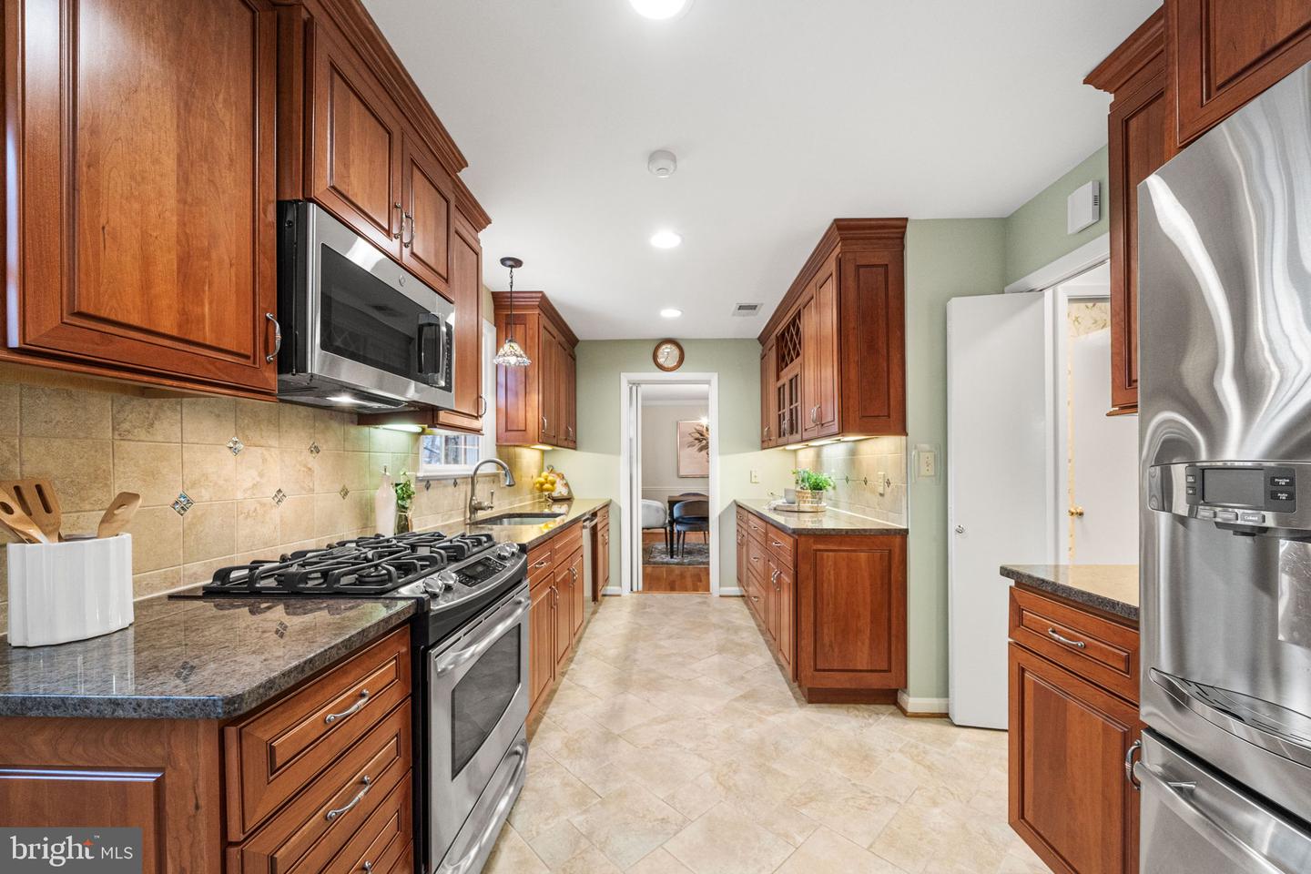 4201 WYNNWOOD DR, ANNANDALE, Virginia 22003, 5 Bedrooms Bedrooms, ,3 BathroomsBathrooms,Residential,For sale,4201 WYNNWOOD DR,VAFX2291610 MLS # VAFX2291610