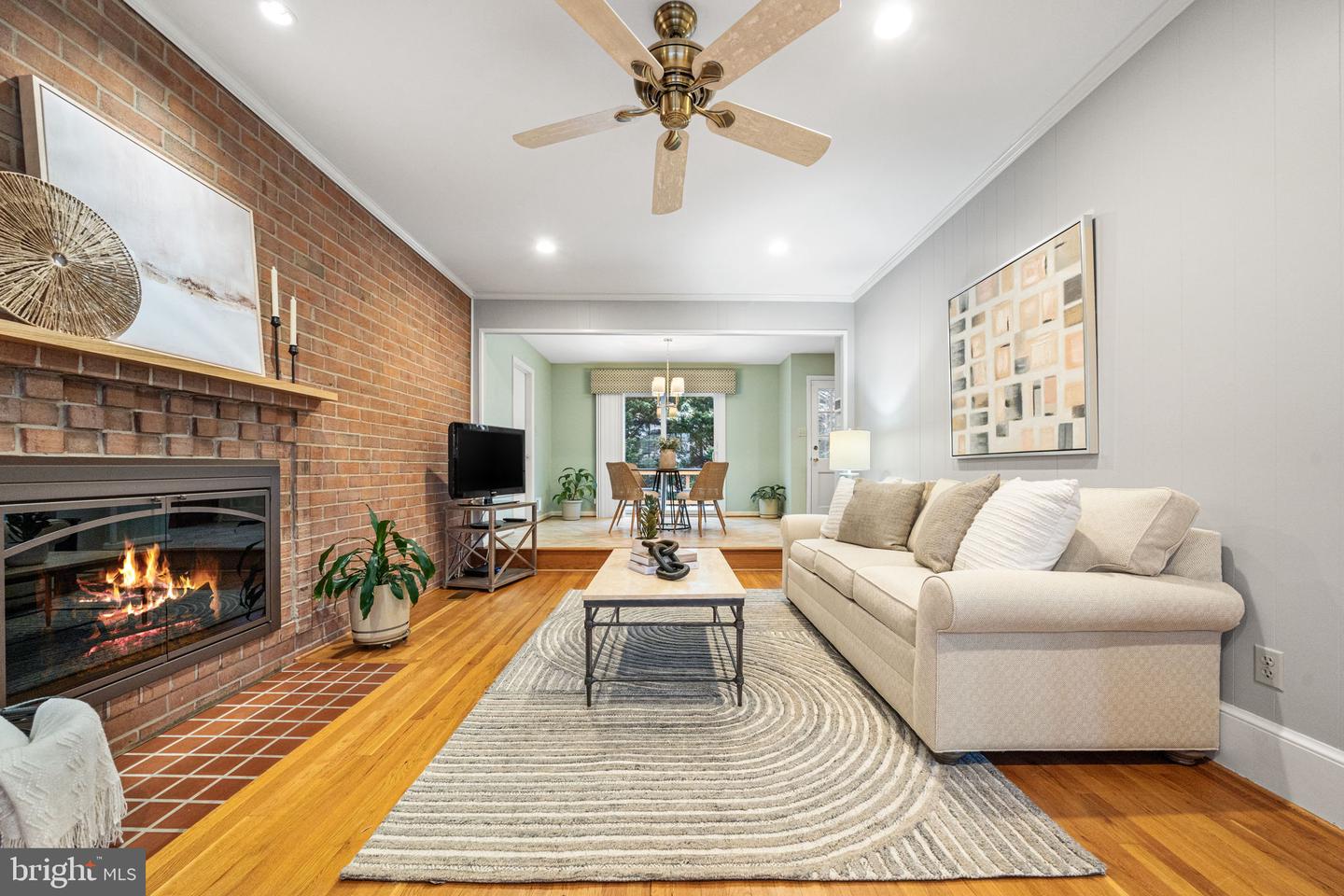 4201 WYNNWOOD DR, ANNANDALE, Virginia 22003, 5 Bedrooms Bedrooms, ,3 BathroomsBathrooms,Residential,For sale,4201 WYNNWOOD DR,VAFX2291610 MLS # VAFX2291610