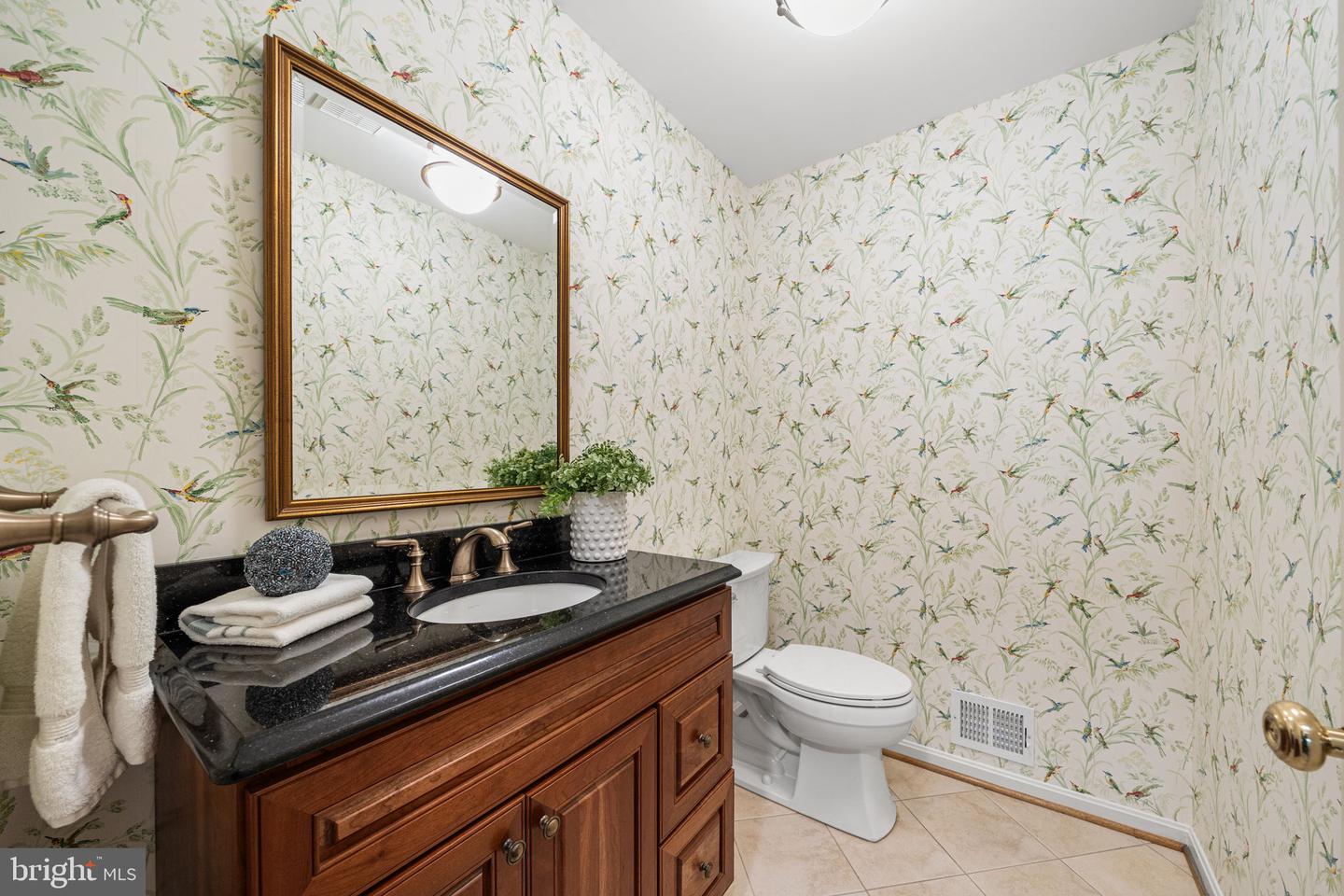 4201 WYNNWOOD DR, ANNANDALE, Virginia 22003, 5 Bedrooms Bedrooms, ,3 BathroomsBathrooms,Residential,For sale,4201 WYNNWOOD DR,VAFX2291610 MLS # VAFX2291610