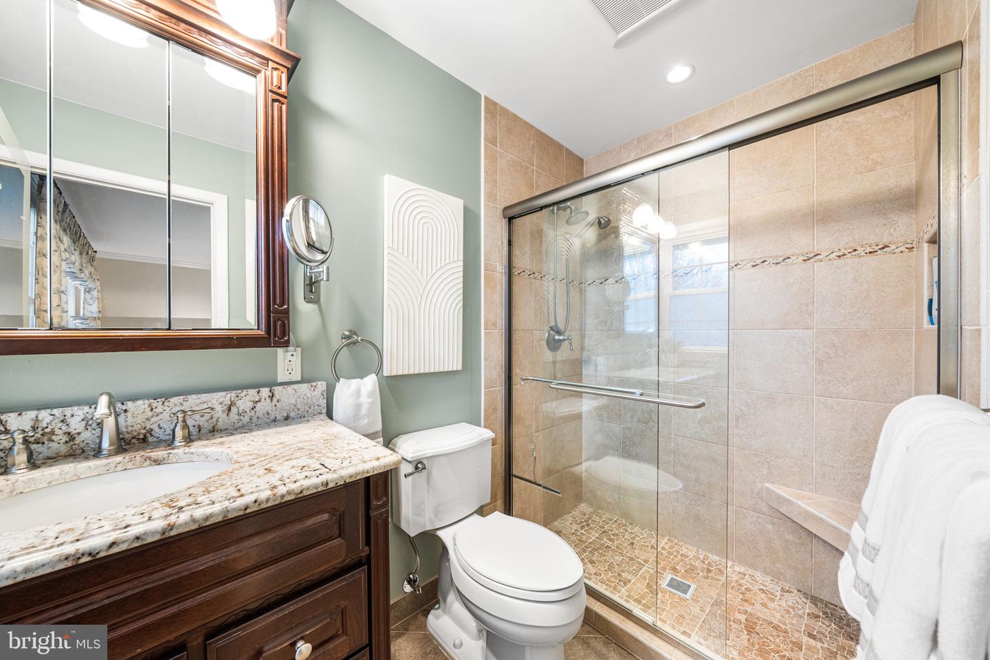 4201 WYNNWOOD DR, ANNANDALE, Virginia 22003, 5 Bedrooms Bedrooms, ,3 BathroomsBathrooms,Residential,For sale,4201 WYNNWOOD DR,VAFX2291610 MLS # VAFX2291610